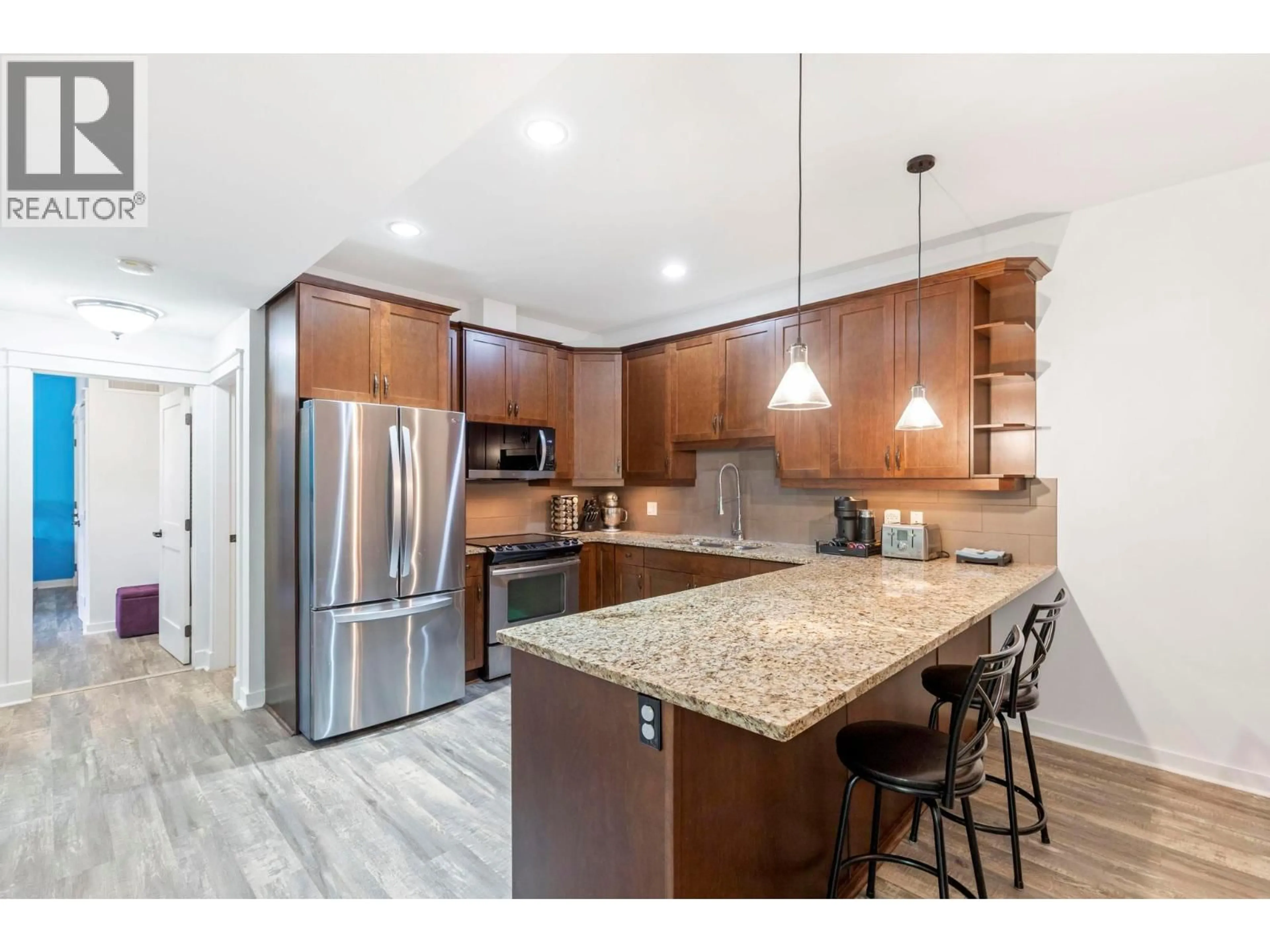 Open concept kitchen, unknown for 227 - 511 YATES ROAD, Kelowna British Columbia V1V2X2