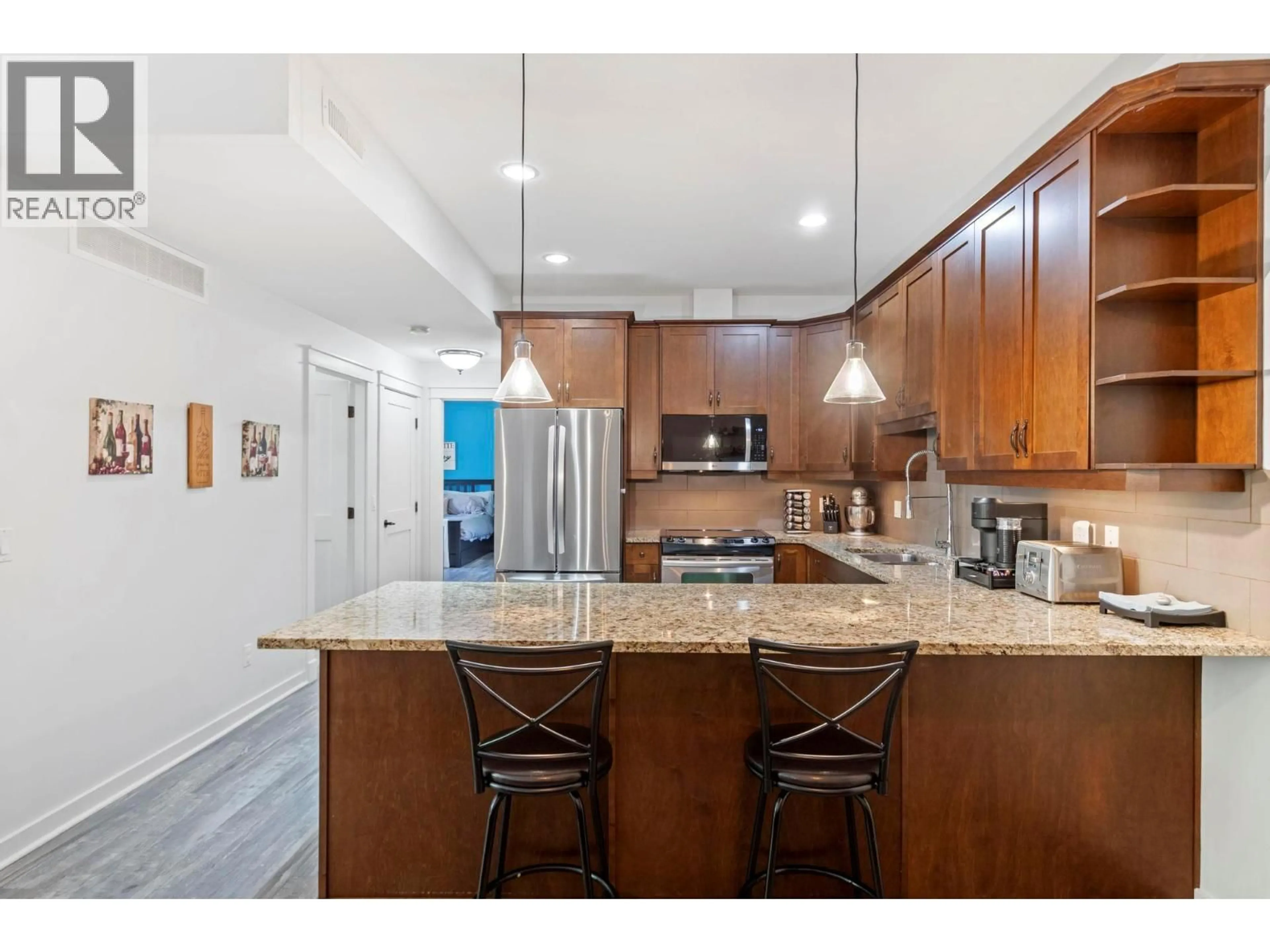Open concept kitchen, unknown for 227 - 511 YATES ROAD, Kelowna British Columbia V1V2X2