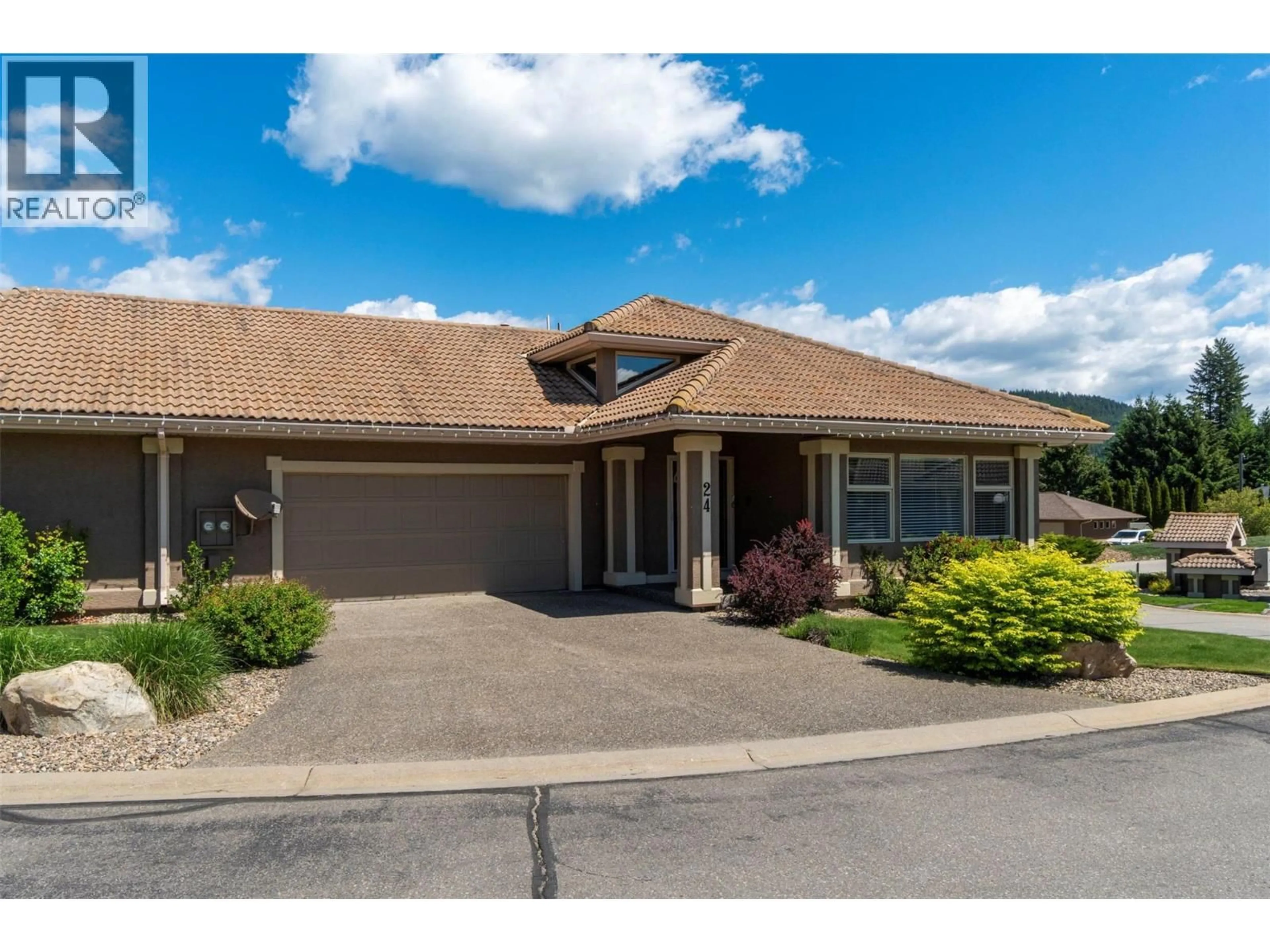Unknown for 24 - 2550 GOLF COURSE DRIVE, Blind Bay British Columbia V0E1H1