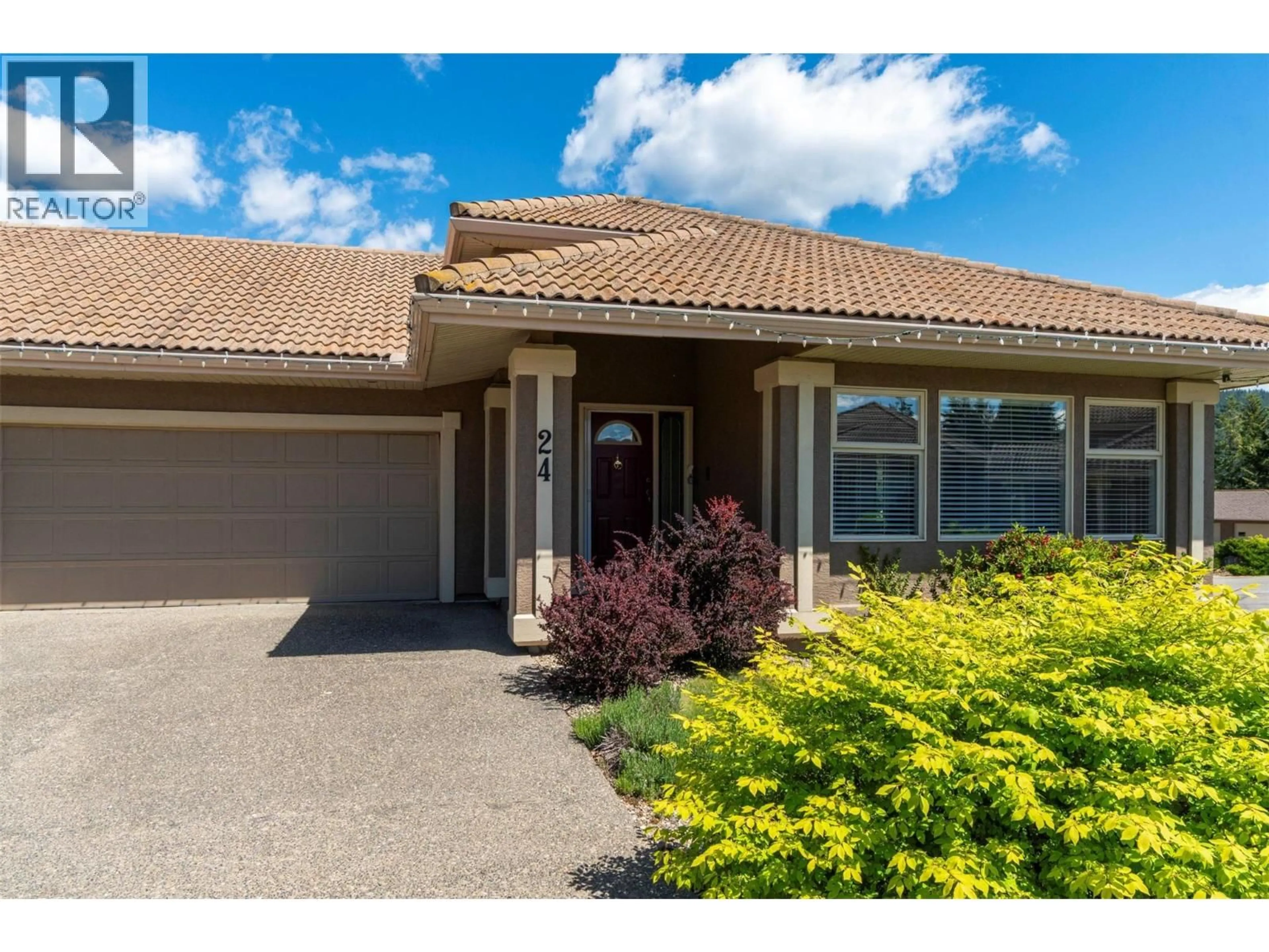 Unknown for 24 - 2550 GOLF COURSE DRIVE, Blind Bay British Columbia V0E1H1