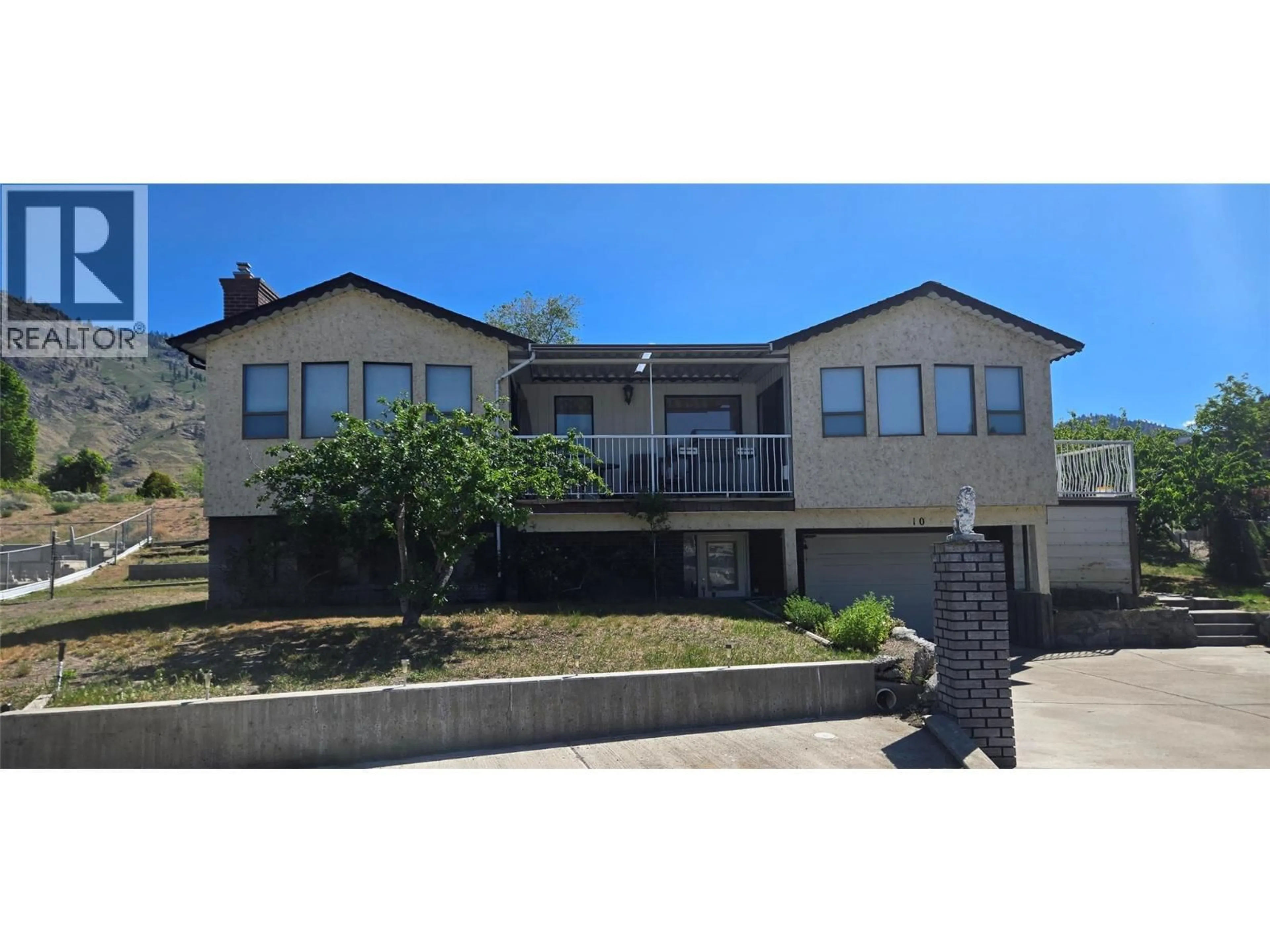 A pic from outside/outdoor area/front of a property/back of a property/a pic from drone, street for 10 SPRUCE COURT, Osoyoos British Columbia V0H1V3