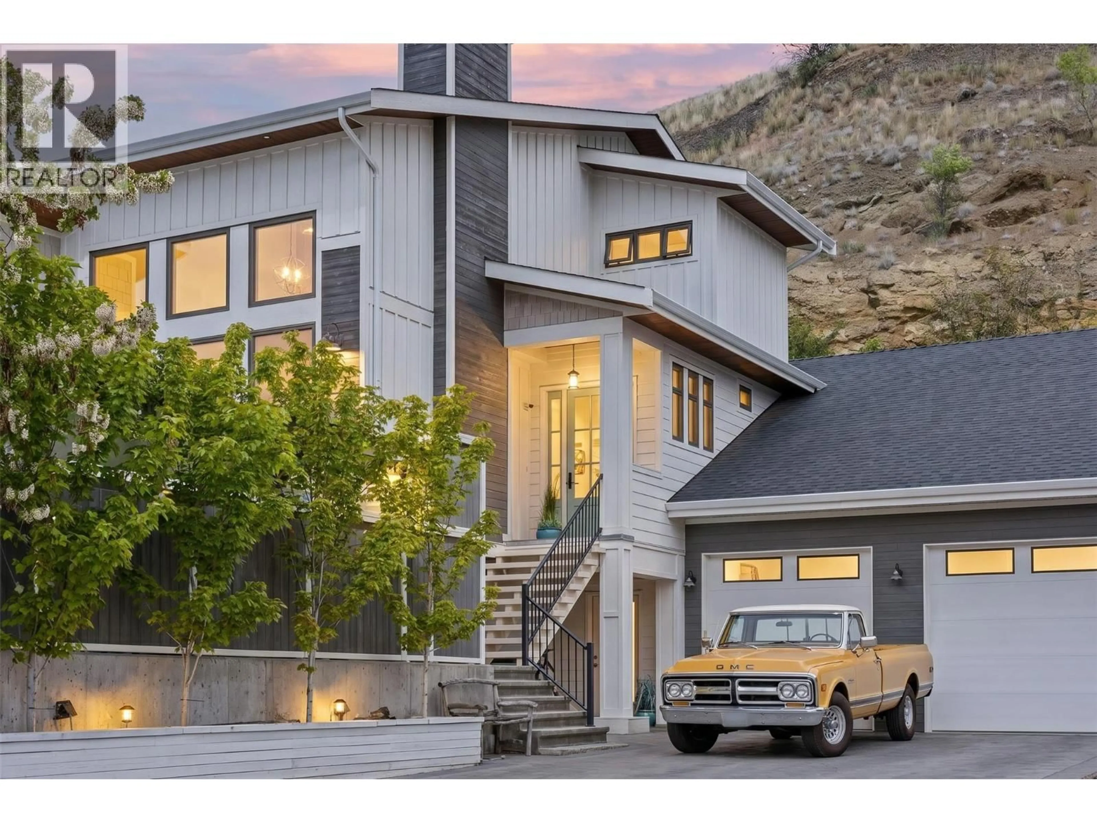 Home with vinyl exterior material, mountain view for 647 MT IDA DRIVE, Coldstream British Columbia V1B3Y6