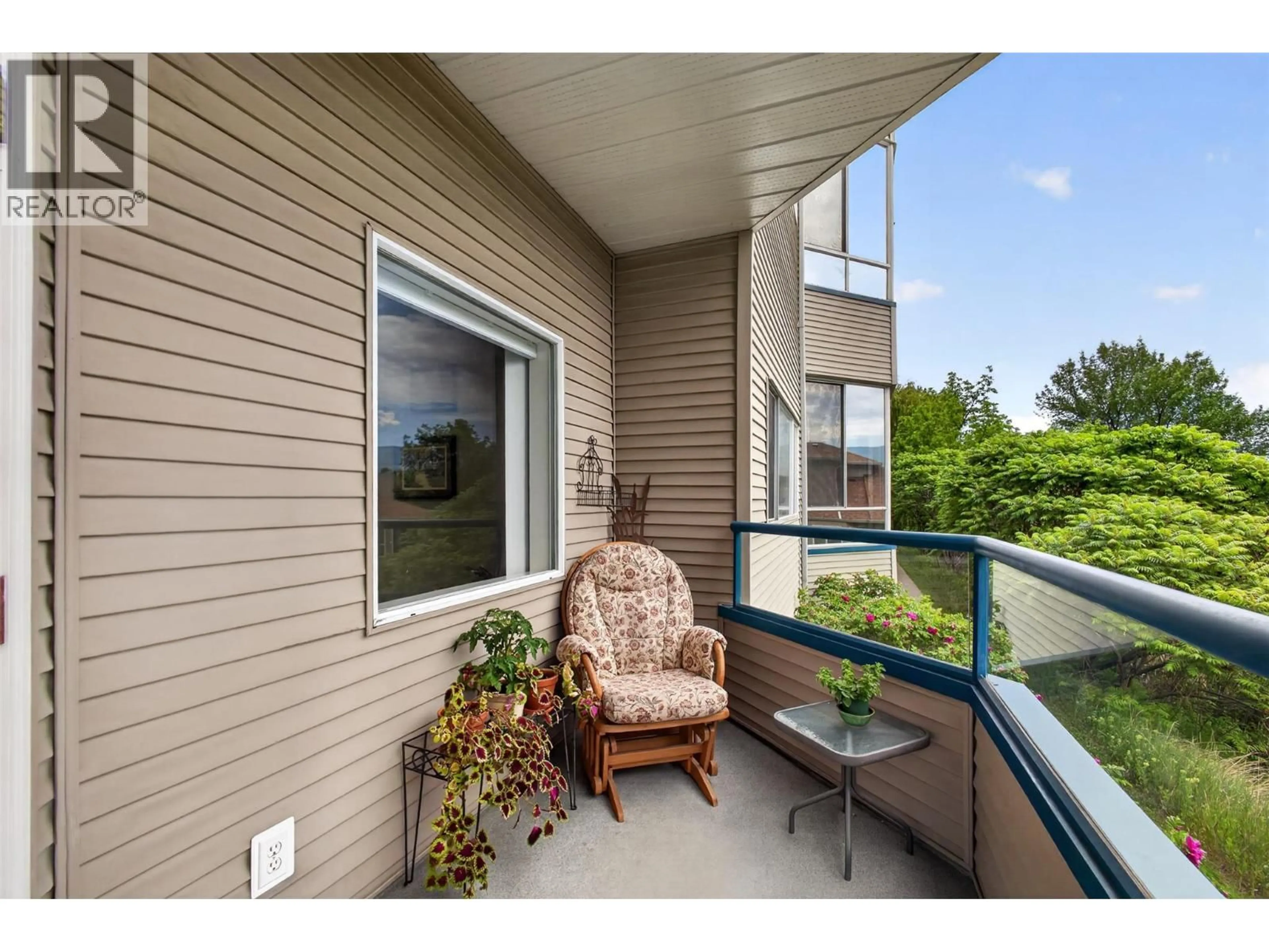 Patio, water/lake/river/ocean view for 106 - 877 KLO ROAD, Kelowna British Columbia V1Y9R1