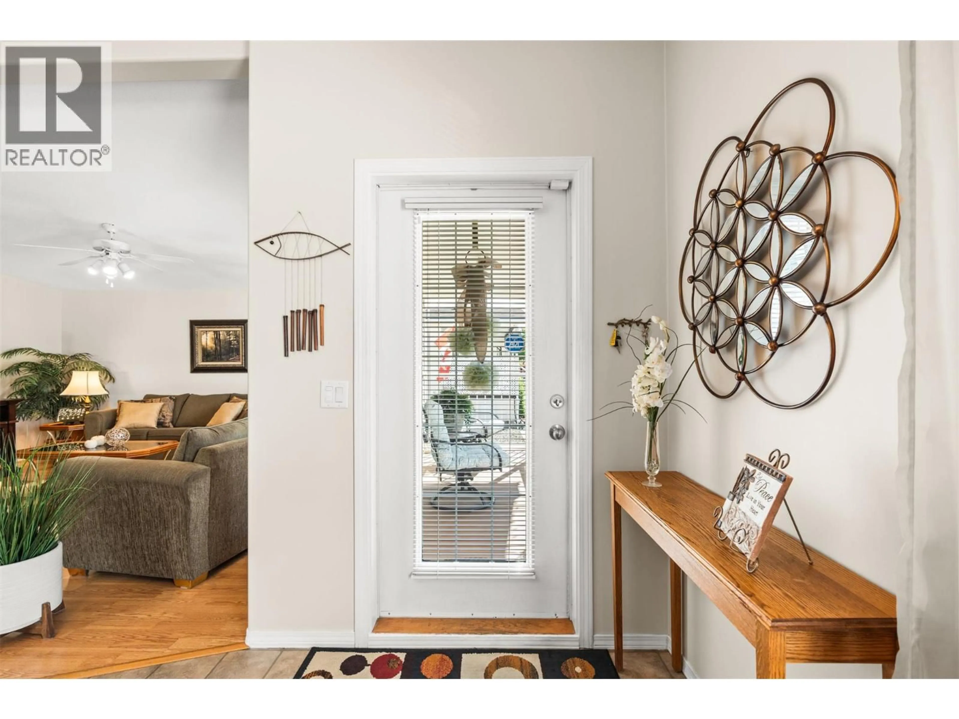 Indoor entryway for 90 - 6688 TRONSON ROAD, Vernon British Columbia V1H1R9