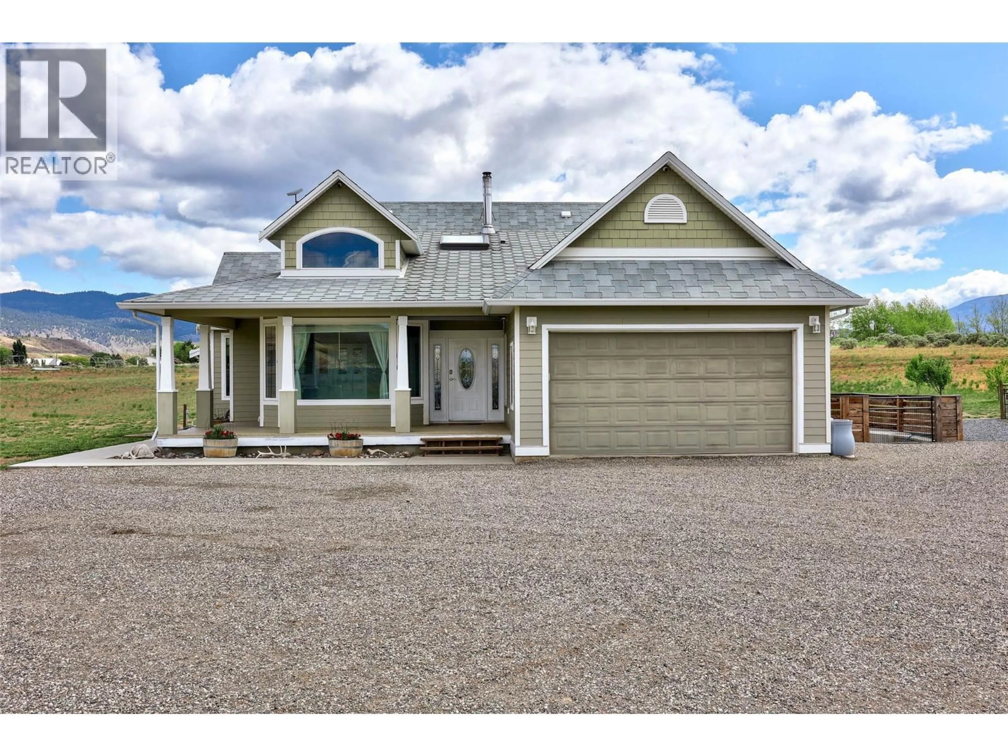 Home with vinyl exterior material, street for 1480 THOMPSON RIVER DRIVE, Kamloops British Columbia V0K2J0