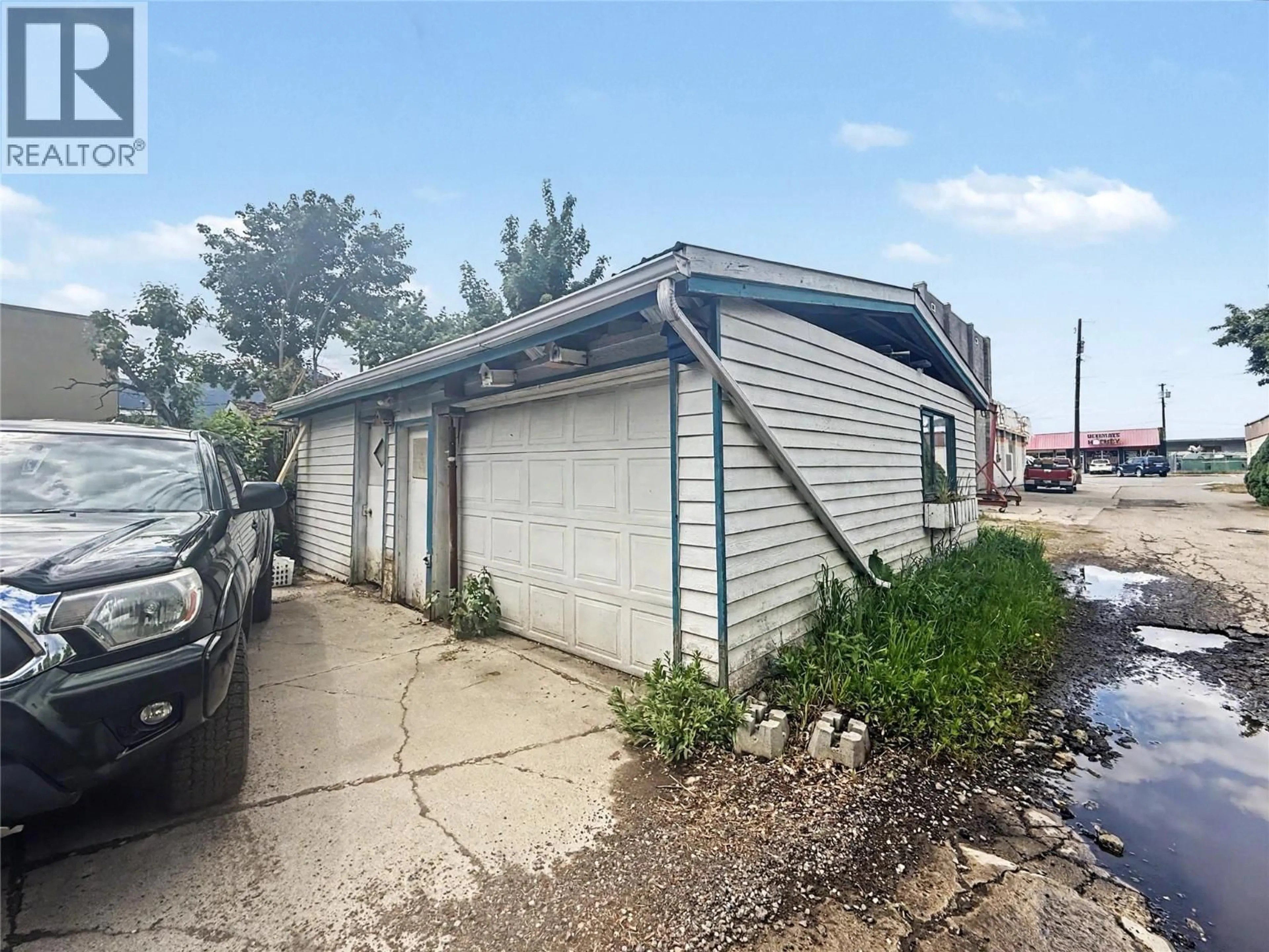 Shed for 7461 2ND STREET, Grand Forks British Columbia V0H1H0