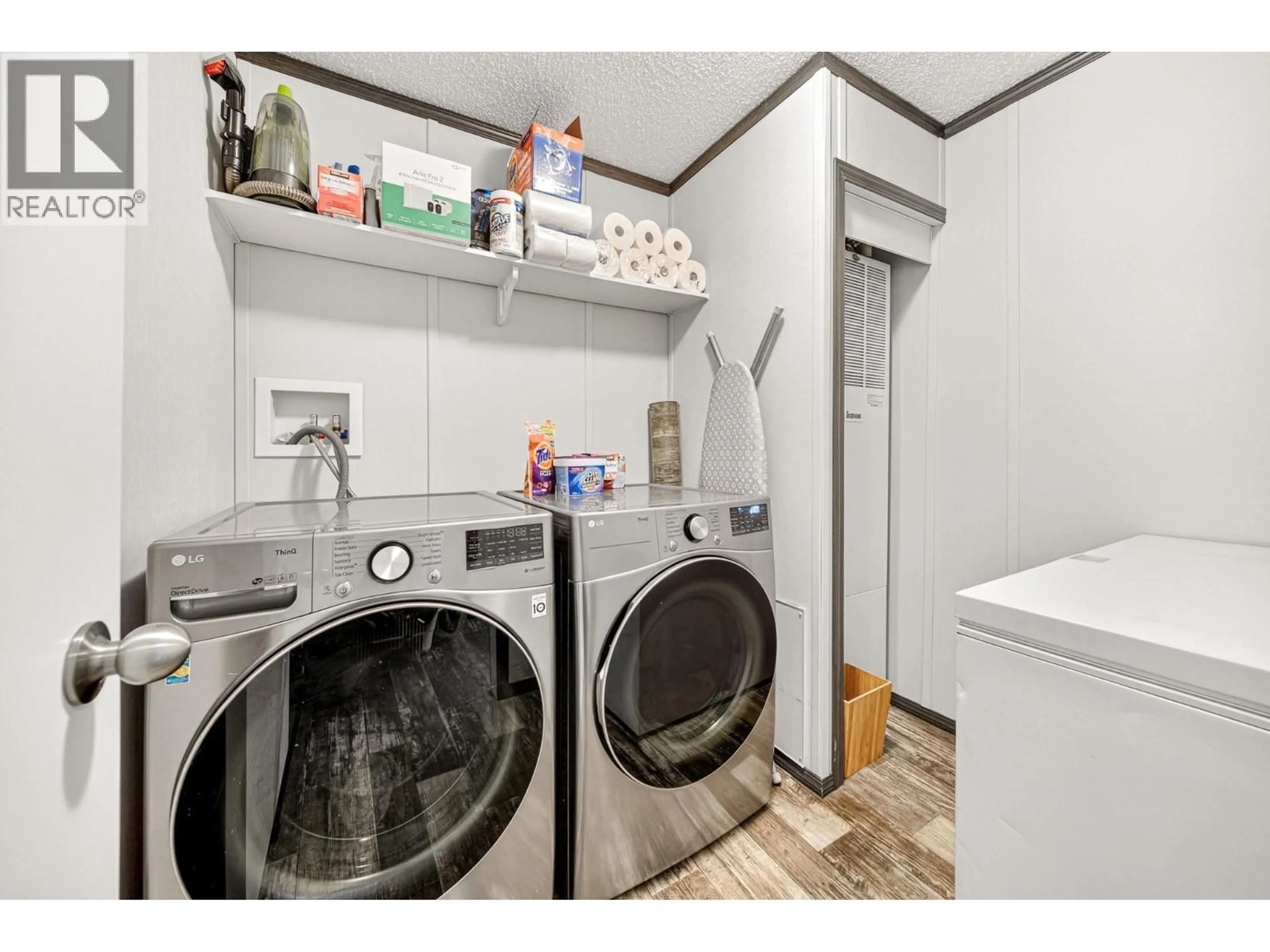 Laundry room for 39 - 9773 STEPHENSON ROAD, Hosmer British Columbia V0B1M5