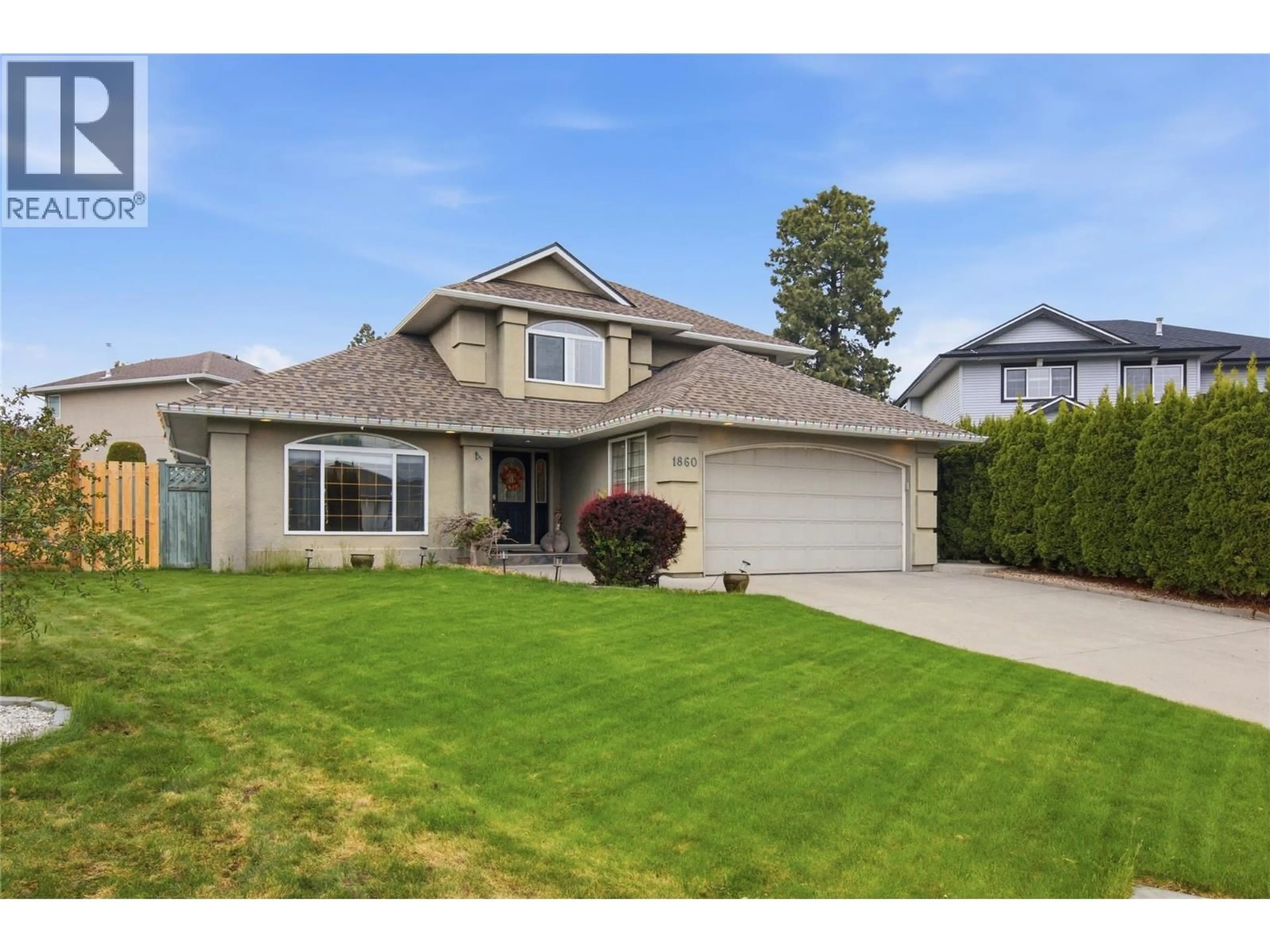 Home with vinyl exterior material, street for 1860 TREMERTON DRIVE, Kamloops British Columbia V2E2P5