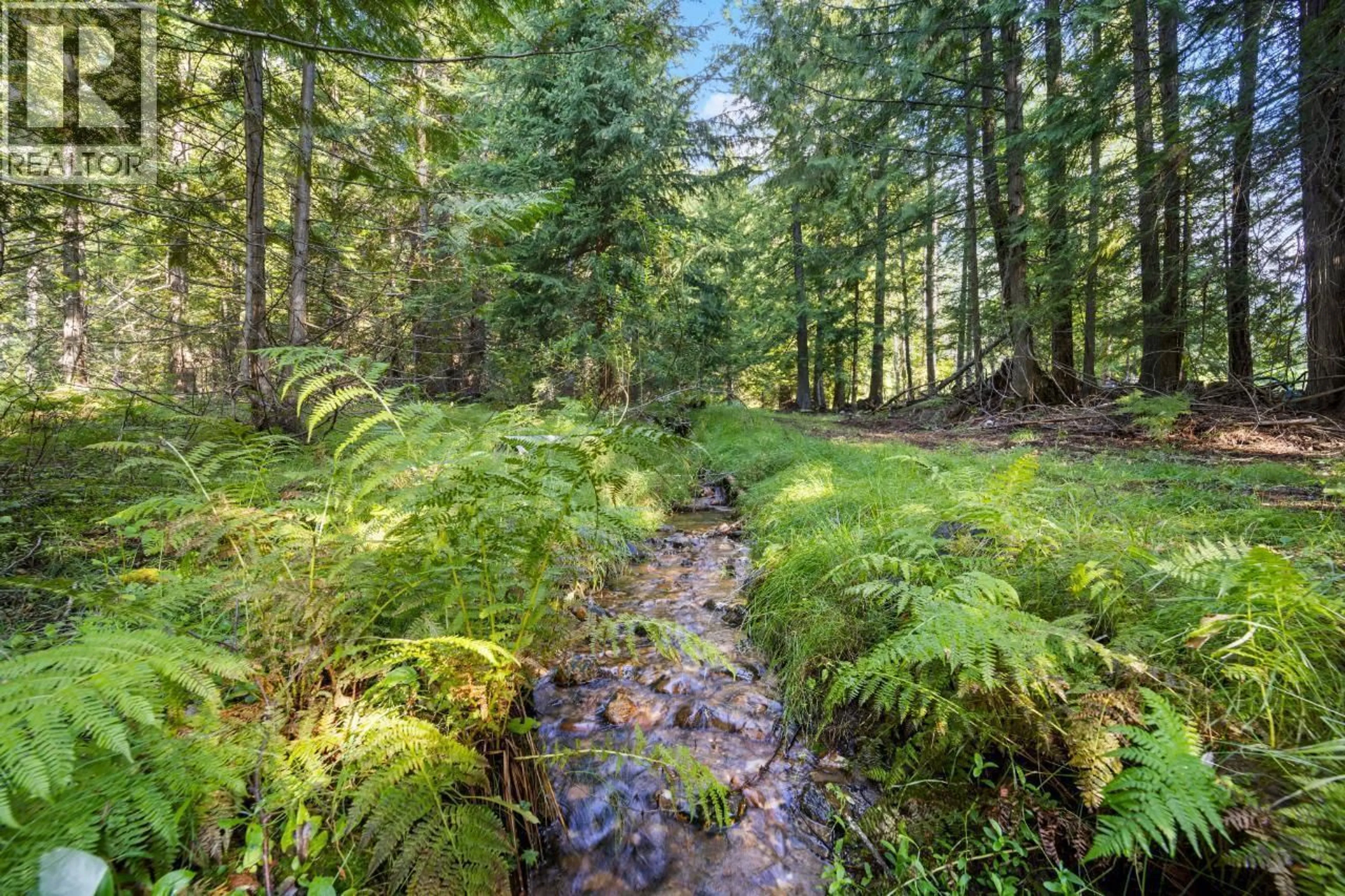 Unknown for 16465 WADDS ROAD, Crawford Bay British Columbia V0B1E0