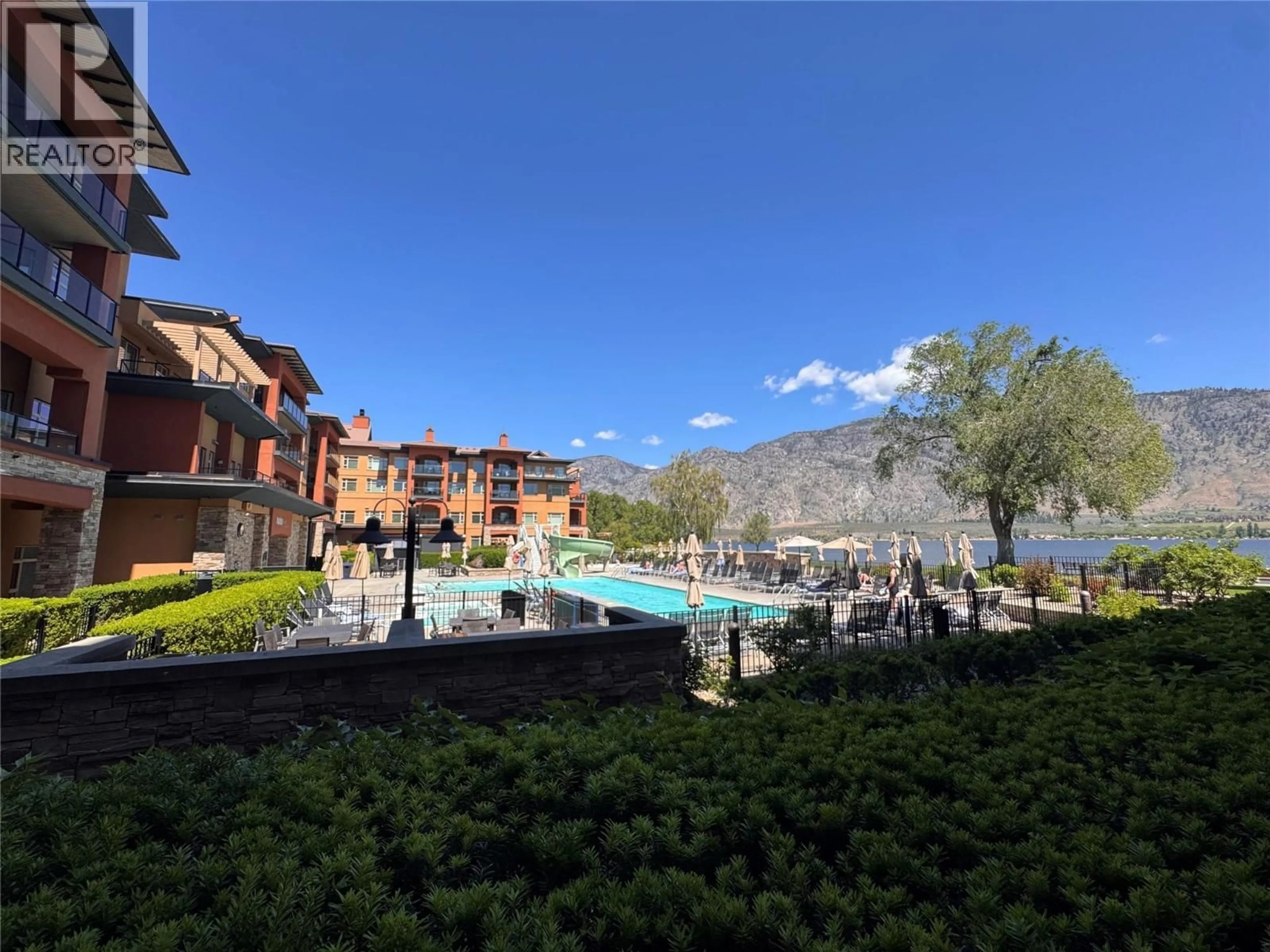 Pool for 113 - 15 PARK PLACE, Osoyoos British Columbia V0H1V0