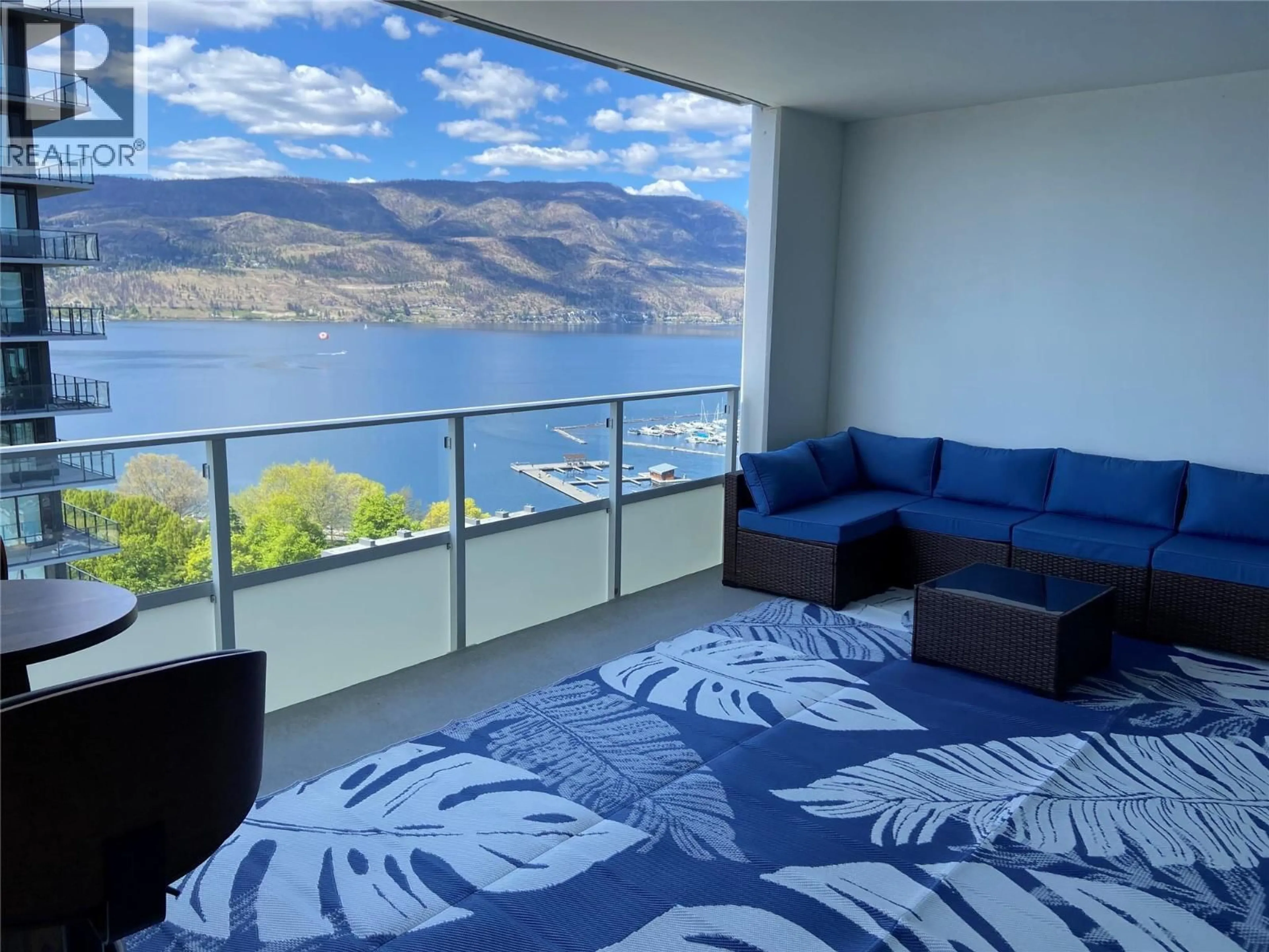 Balcony in the apartment, water/lake/river/ocean view for 1808 - 1626 WATER STREET, Kelowna British Columbia V1Y0N7