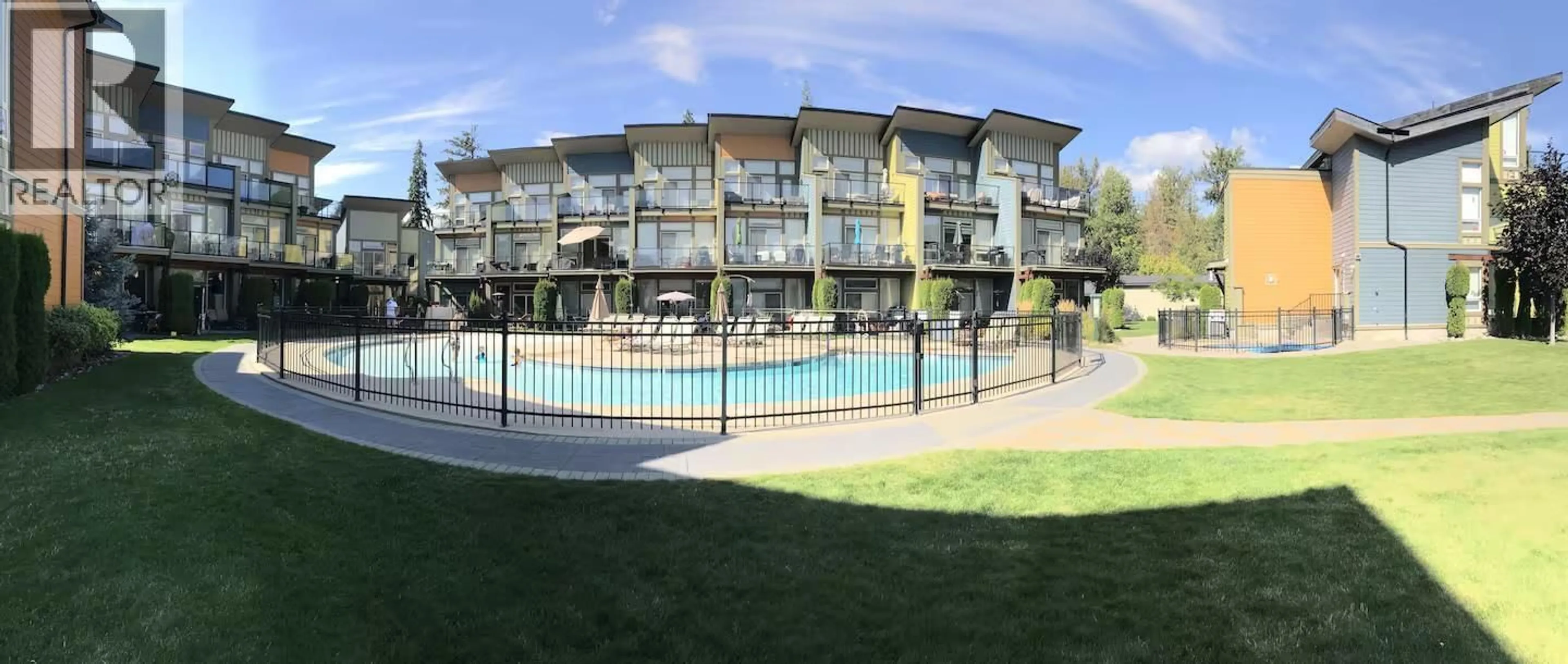 Pool for 29 - 1134 PINE GROVE ROAD, Scotch Creek British Columbia V0E1M5