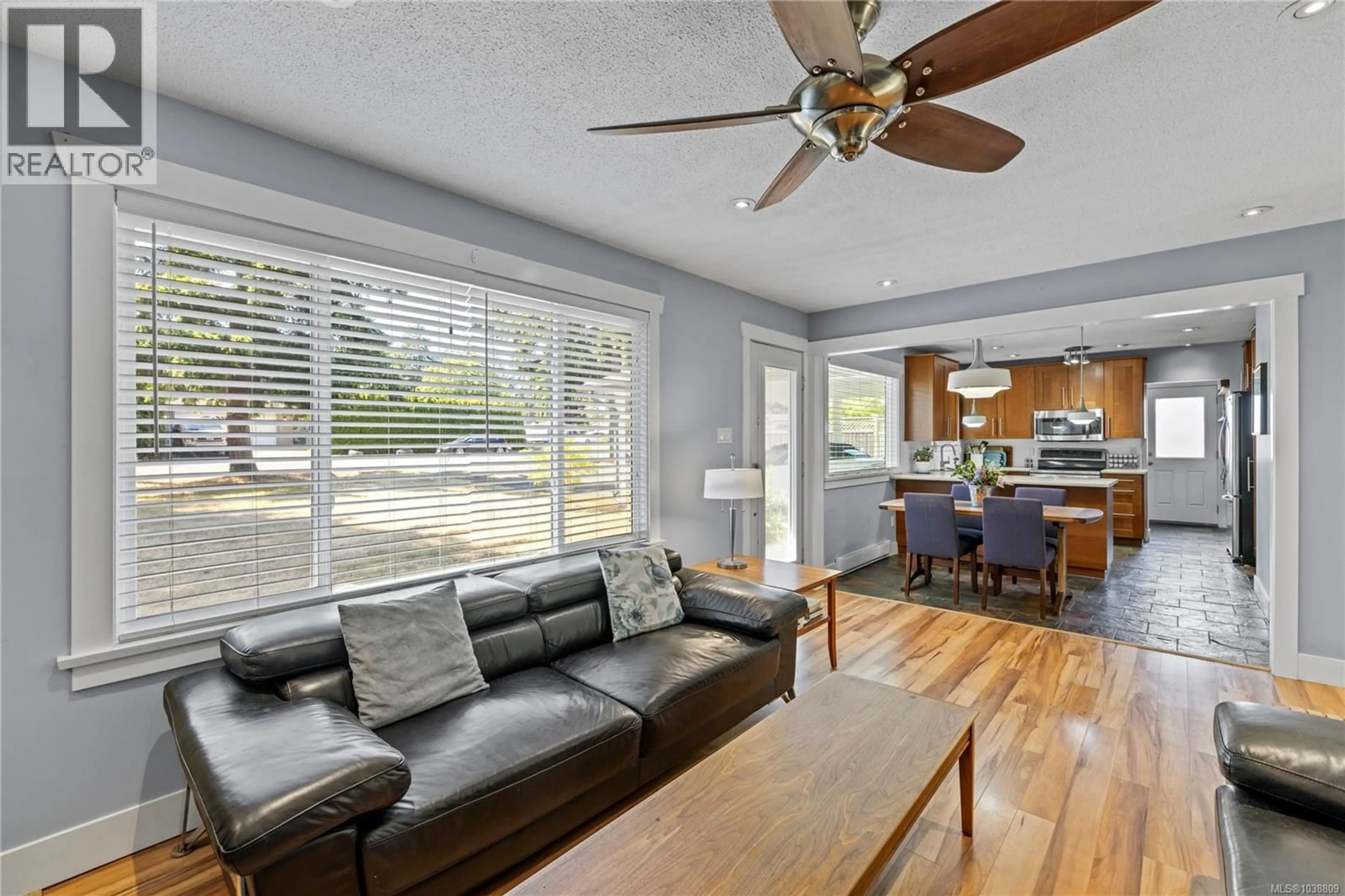 Living room with furniture, unknown for 1527 DALMATIAN DRIVE, Parksville British Columbia V9P1Y8