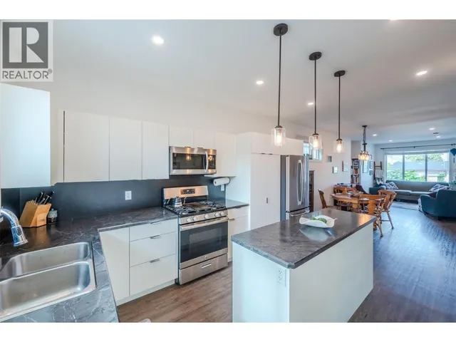 102 - 1228 GOVERNMENT STREET, Penticton 2
