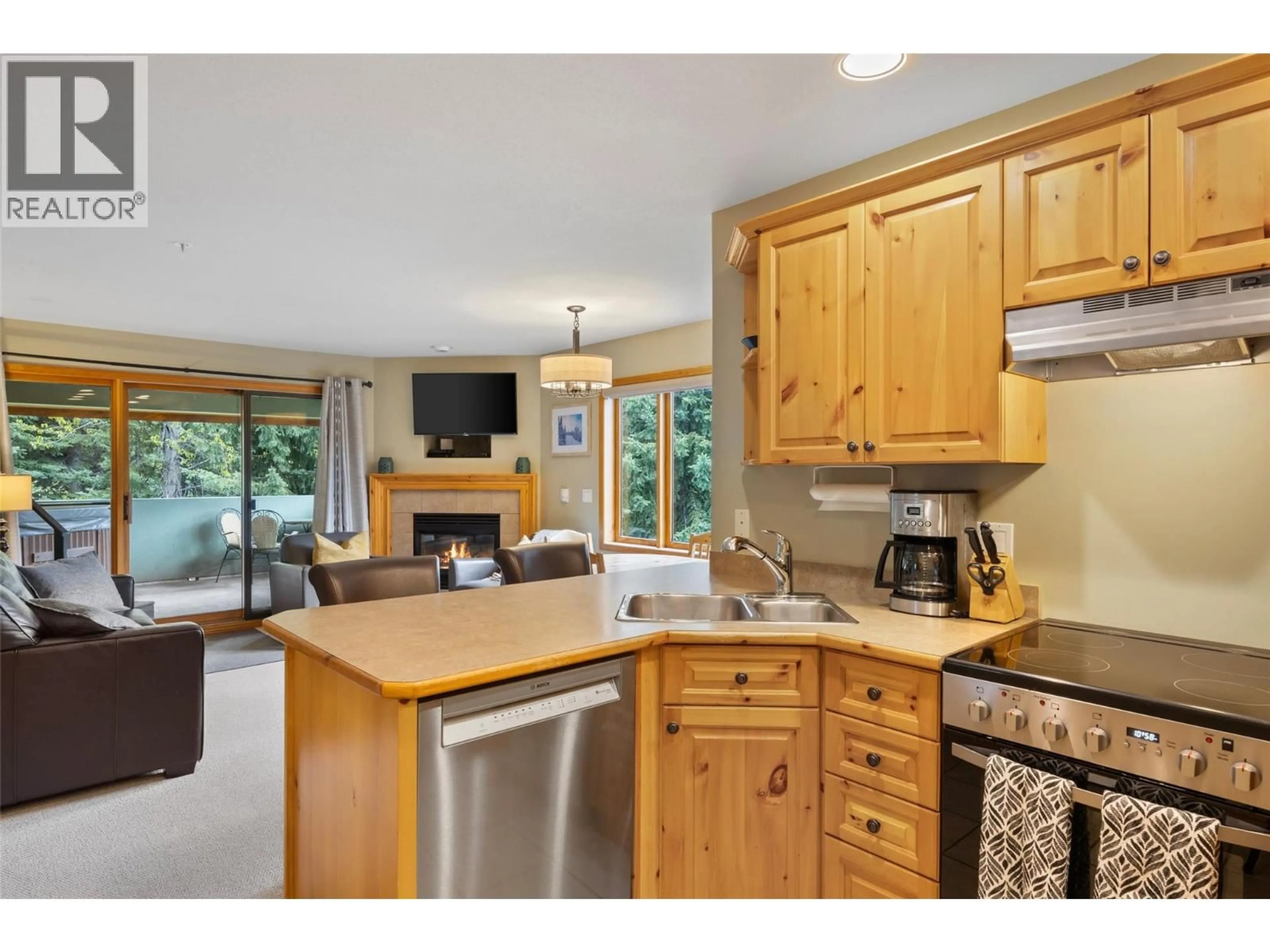 Standard kitchen, unknown for 38 - 3320 VILLAGE PLACE, Sun Peaks British Columbia V0E5N0