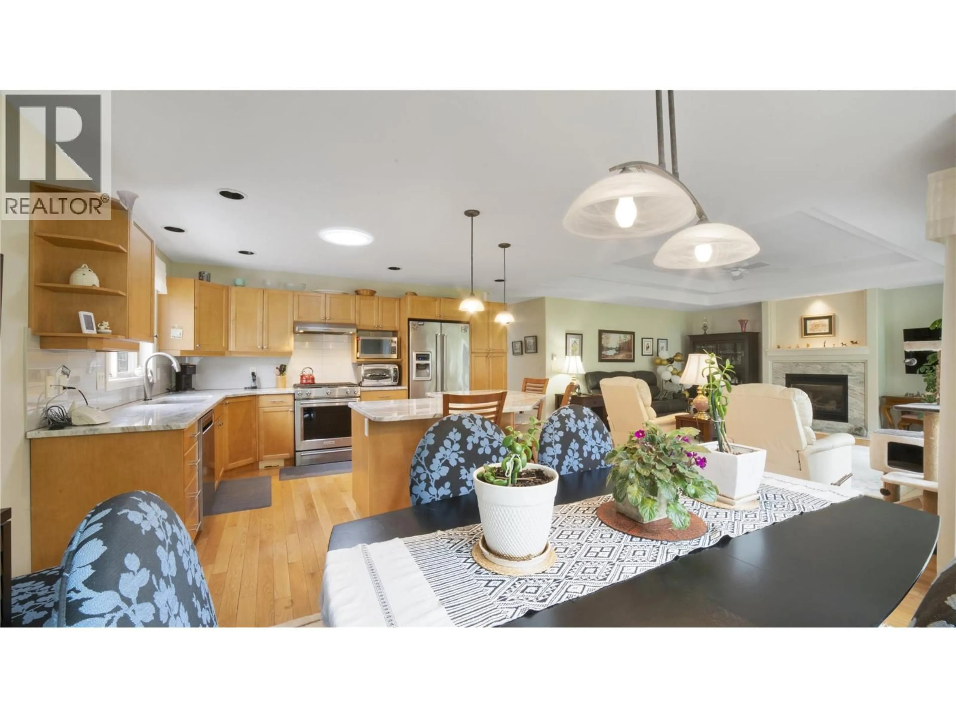 Open concept kitchen, unknown for 84 - 2365 STILLINGFLEET ROAD, Kelowna British Columbia V1W4X5