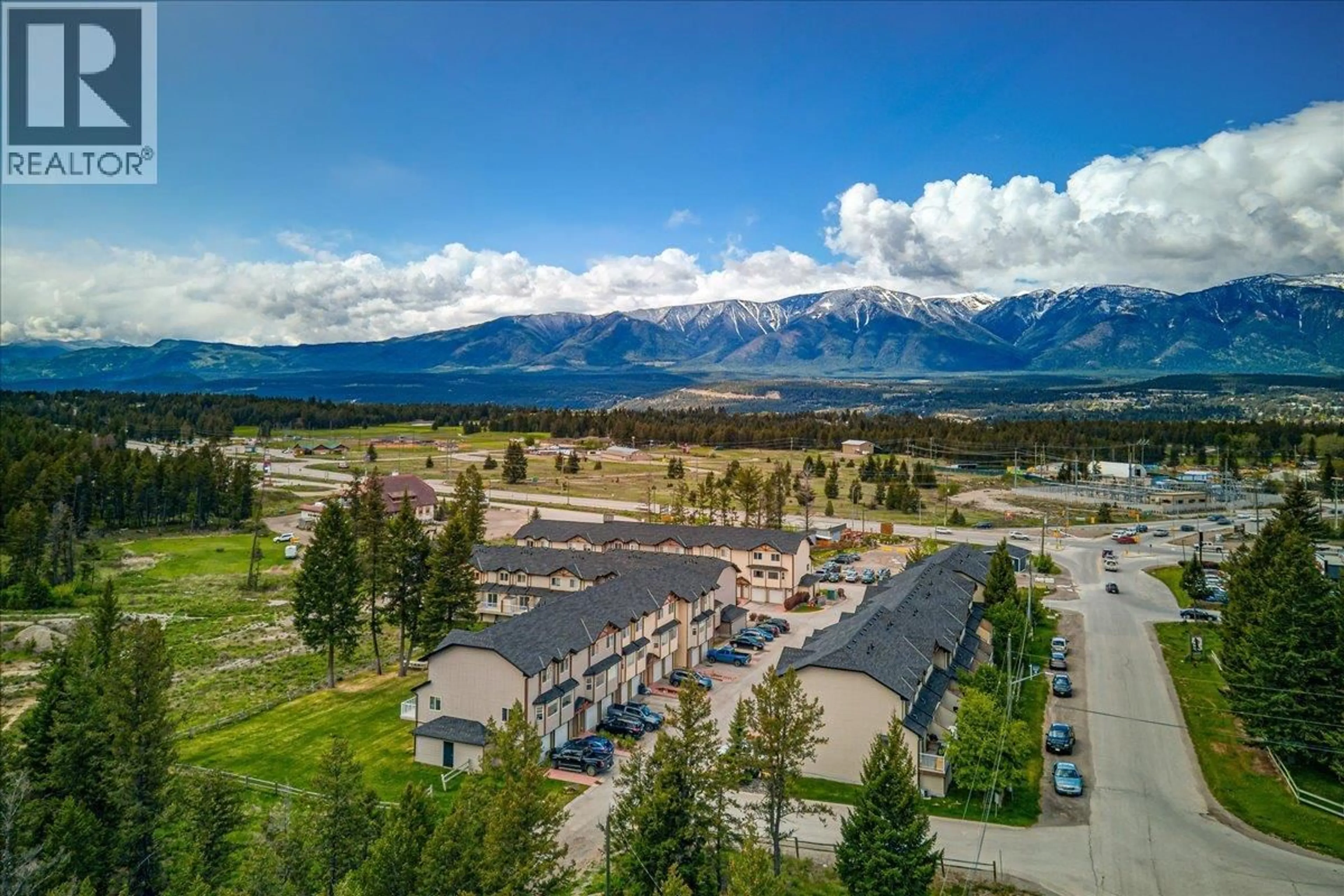 A pic from outside/outdoor area/front of a property/back of a property/a pic from drone, mountain view for 508 - 200 BLACK FOREST TRAIL, Invermere British Columbia V0A1K2