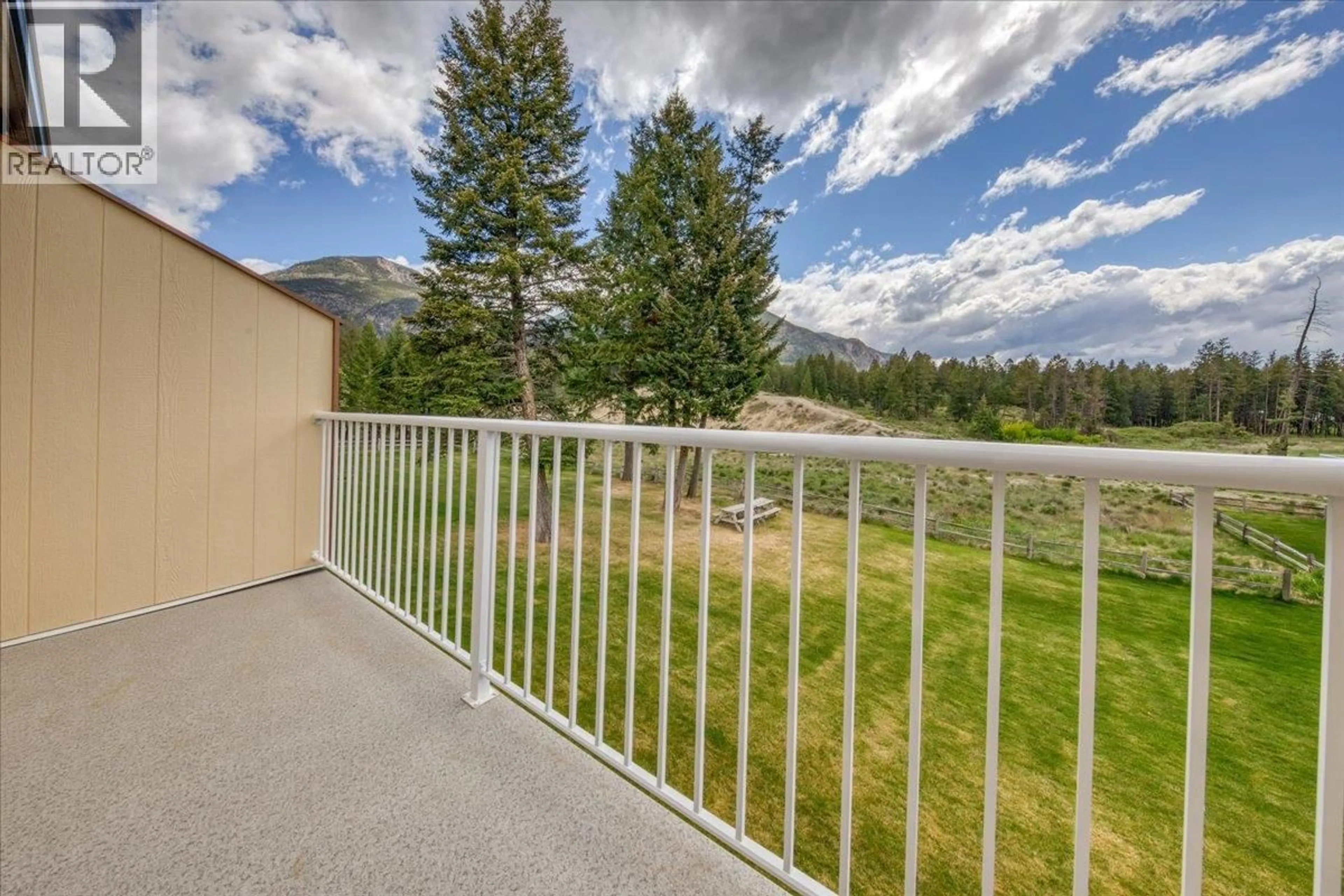 Patio, water/lake/river/ocean view for 508 - 200 BLACK FOREST TRAIL, Invermere British Columbia V0A1K2