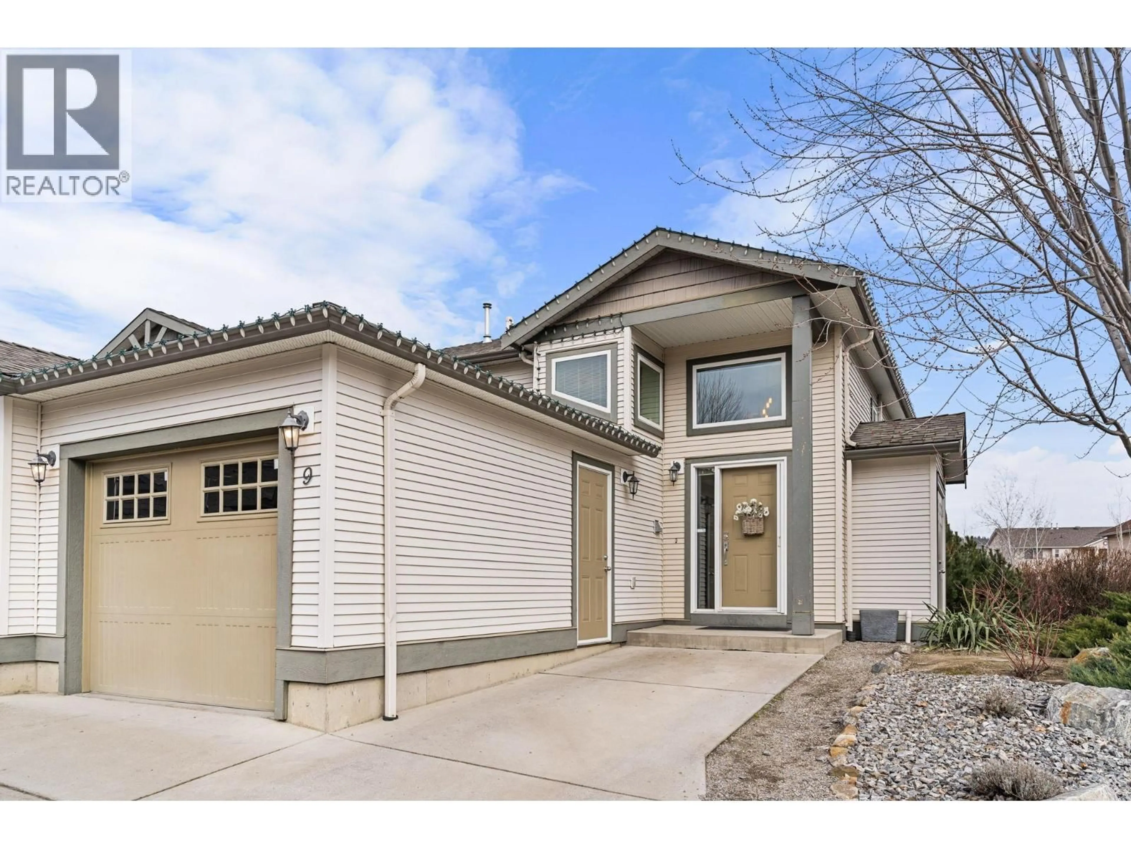 Home with brick exterior material, street for 9 - 225 GLEN PARK DRIVE, Kelowna British Columbia V1V2X5