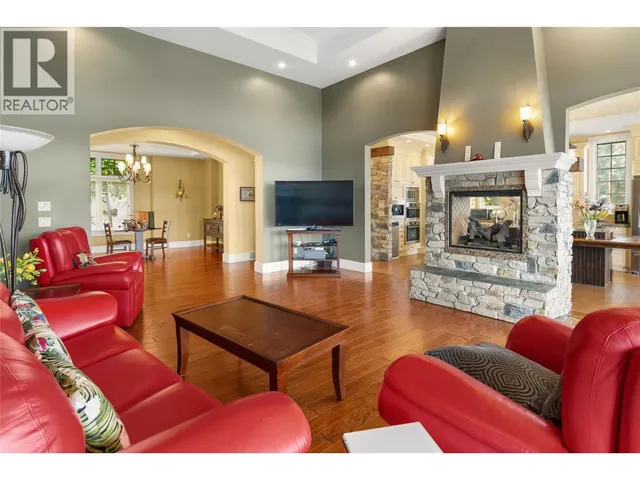 3298 SHIRAZ COURT, West Kelowna 5