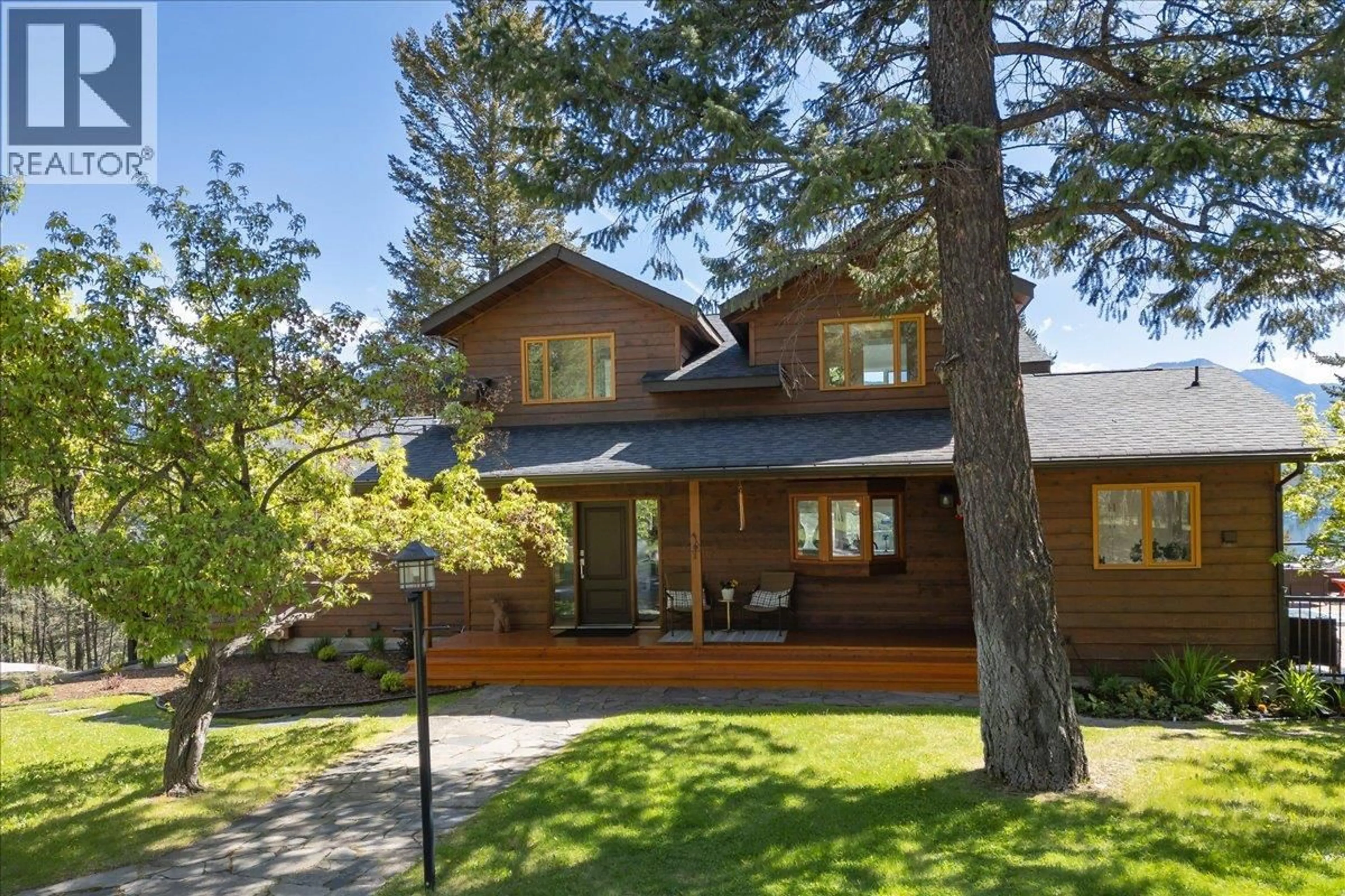 Unknown for 2371 STARK DRIVE, Invermere British Columbia V0A1K2