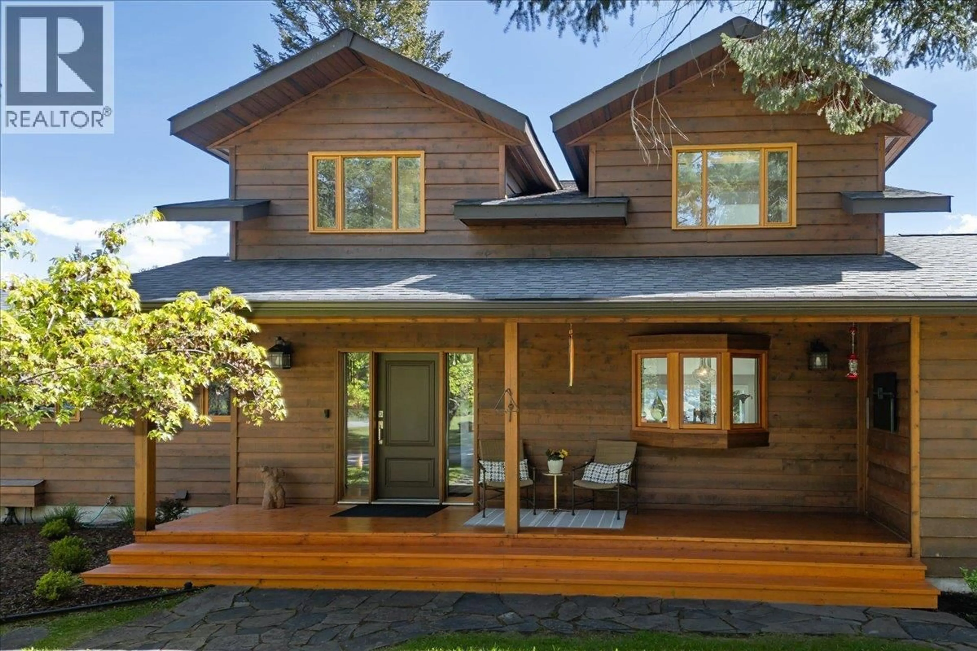 Home with vinyl exterior material, unknown for 2371 STARK DRIVE, Invermere British Columbia V0A1K2