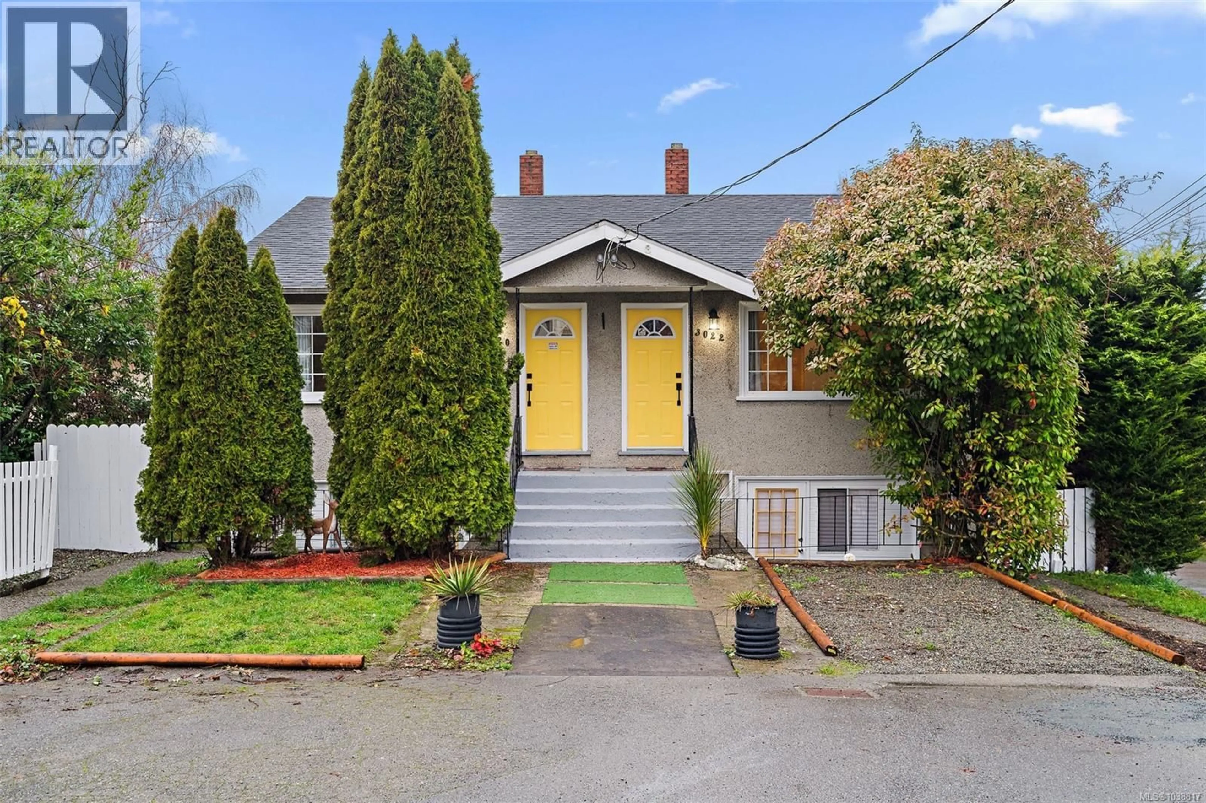 Unknown for 3020 - 3022 DONALD STREET, Saanich British Columbia V9A1Y2