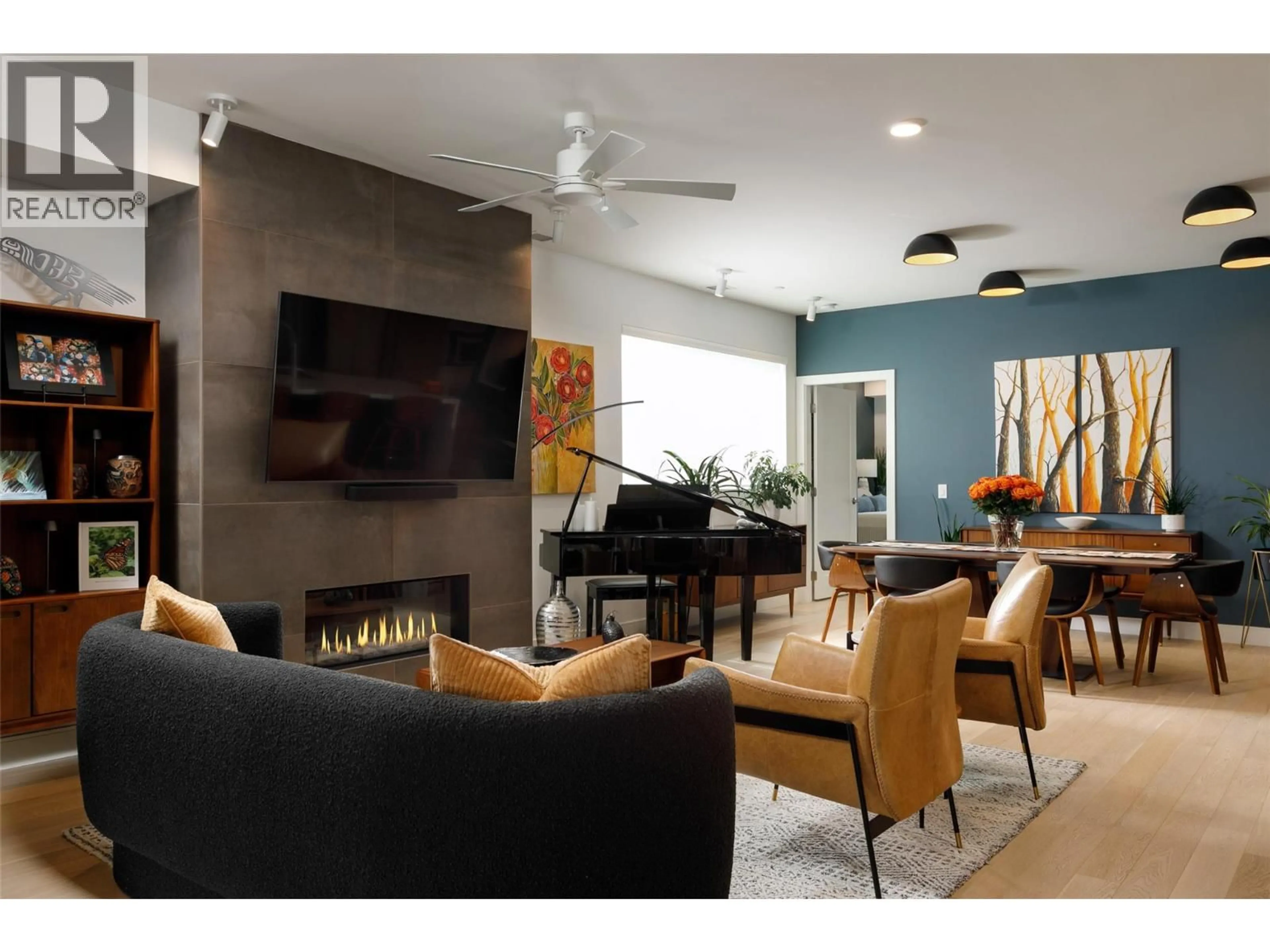 Living room with furniture, unknown for 3305 - 3000 ARIVA DRIVE, West Kelowna British Columbia V1Z0B3
