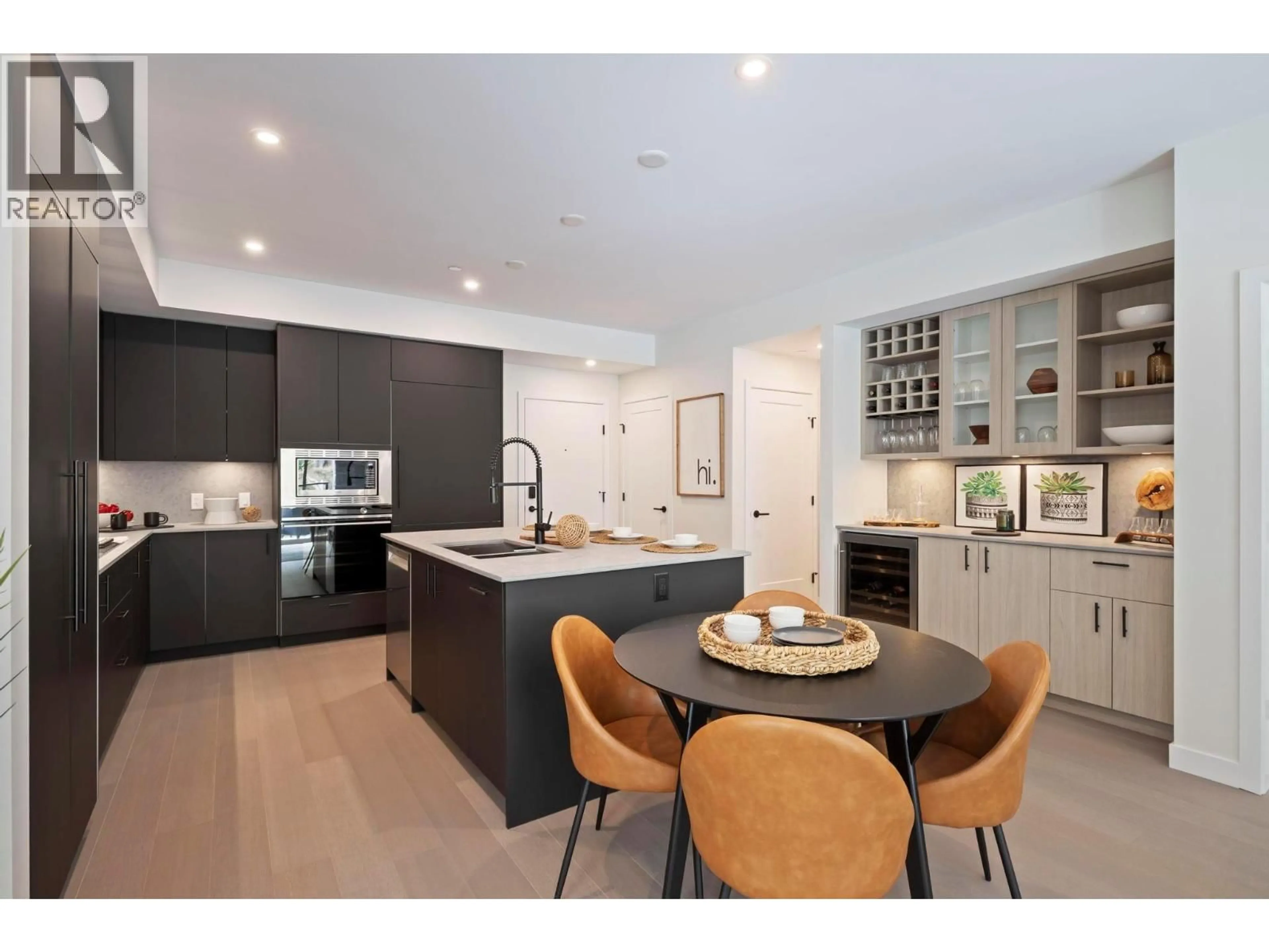 Open concept kitchen, unknown for 202 - 9652 BENCHLAND DRIVE, Lake Country British Columbia V4V0C5