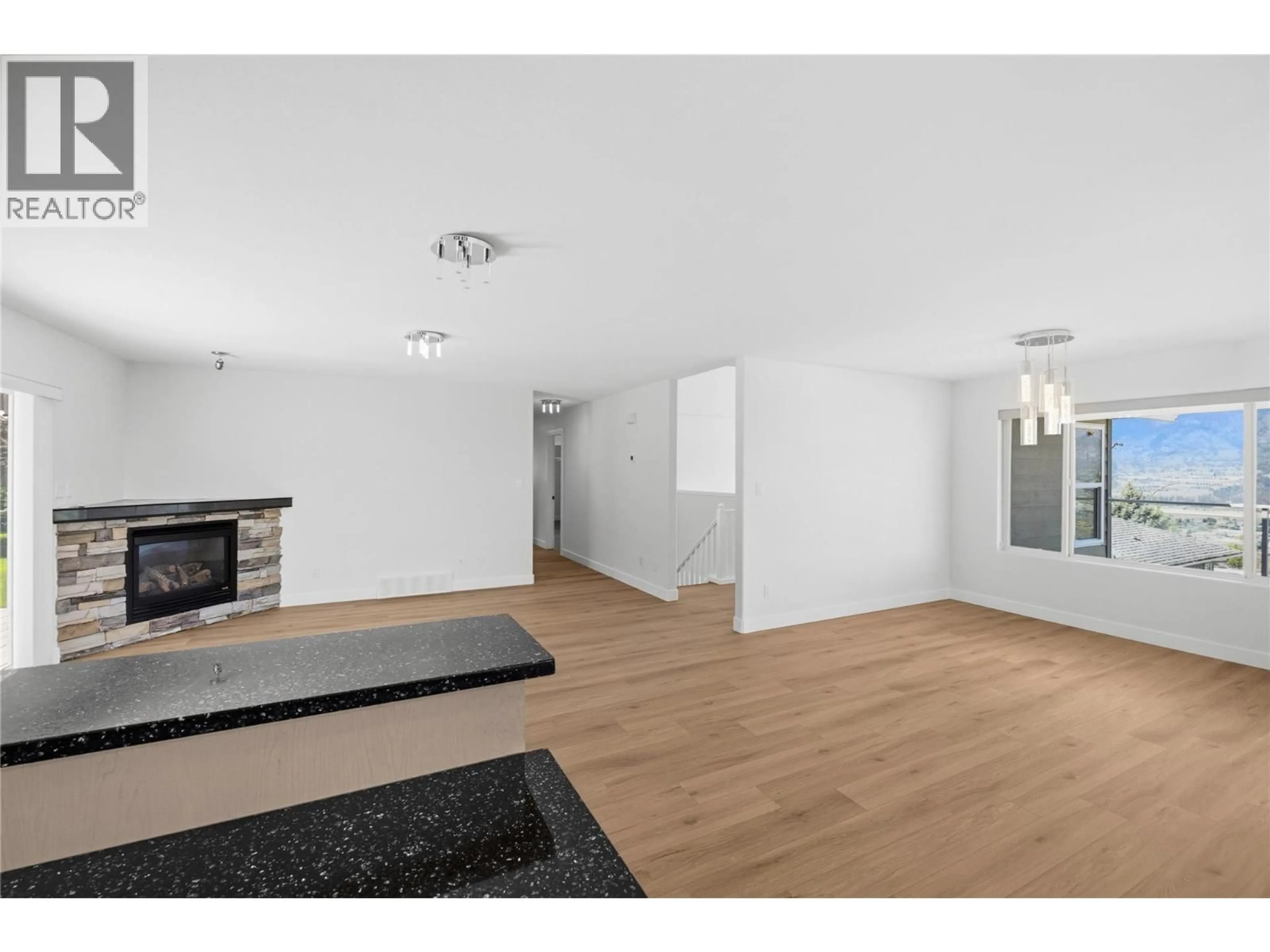 A pic of a room for 2850 EVERGREEN DRIVE, Penticton British Columbia V2A7T1