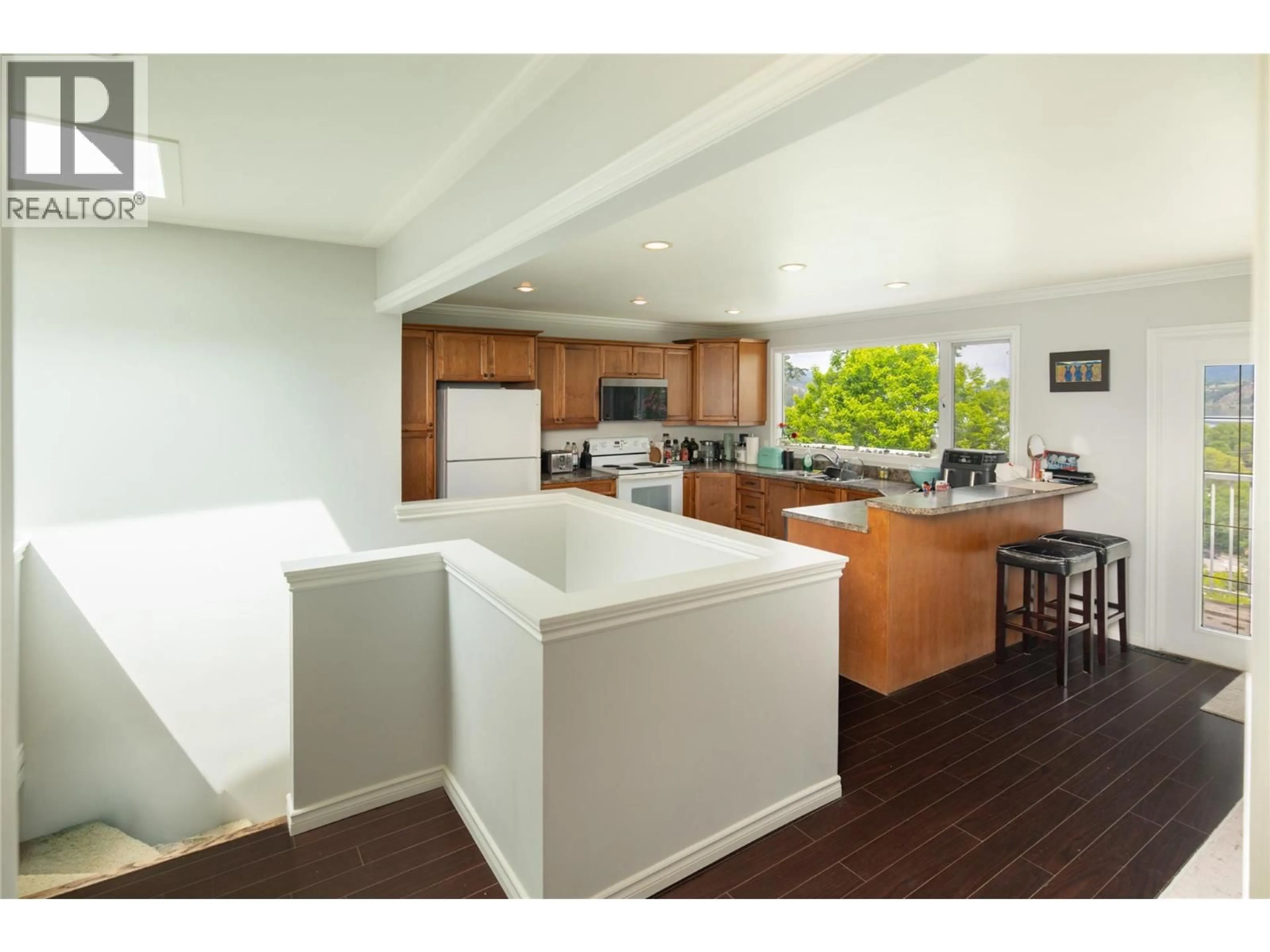 Open concept kitchen, unknown for 11251 ROBERTS ROAD, Kelowna British Columbia V4V1L5