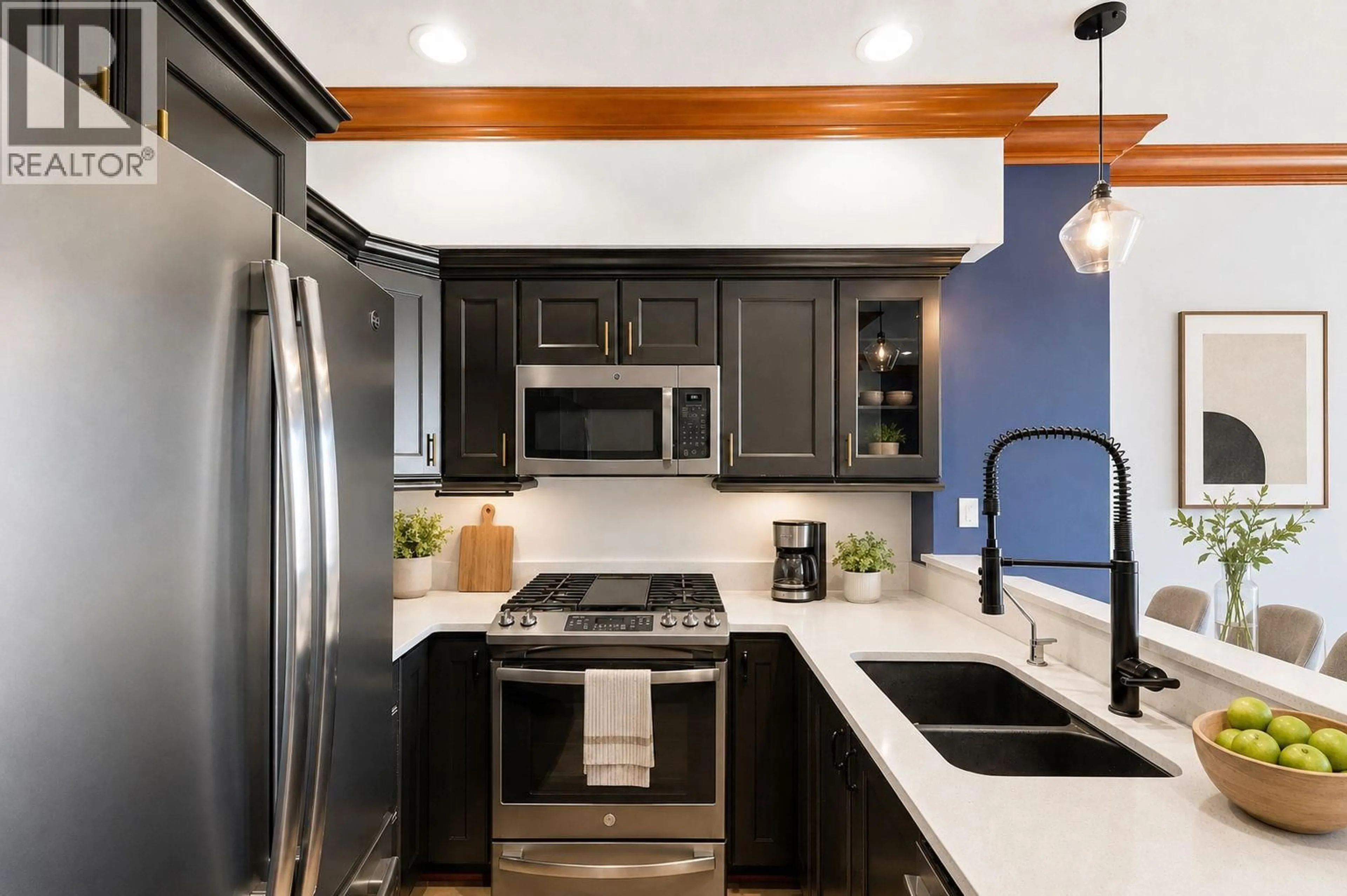 Contemporary kitchen, ceramic/tile floor for 56 - 7200 COTTONWOOD DRIVE, Osoyoos British Columbia V0H1V3