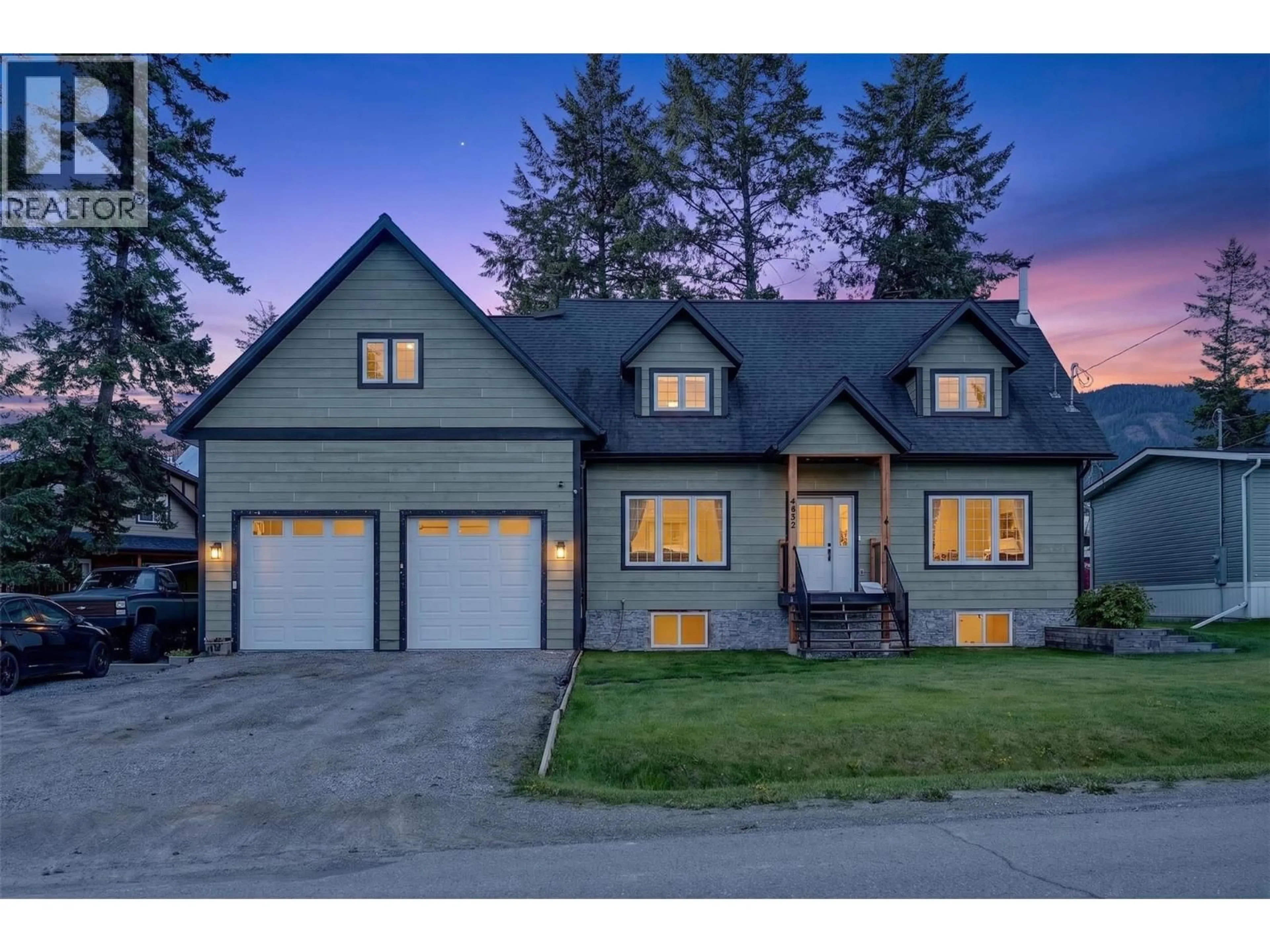 Home with vinyl exterior material, street for 4852 RIVERVIEW DRIVE, Edgewater British Columbia V0A1E0