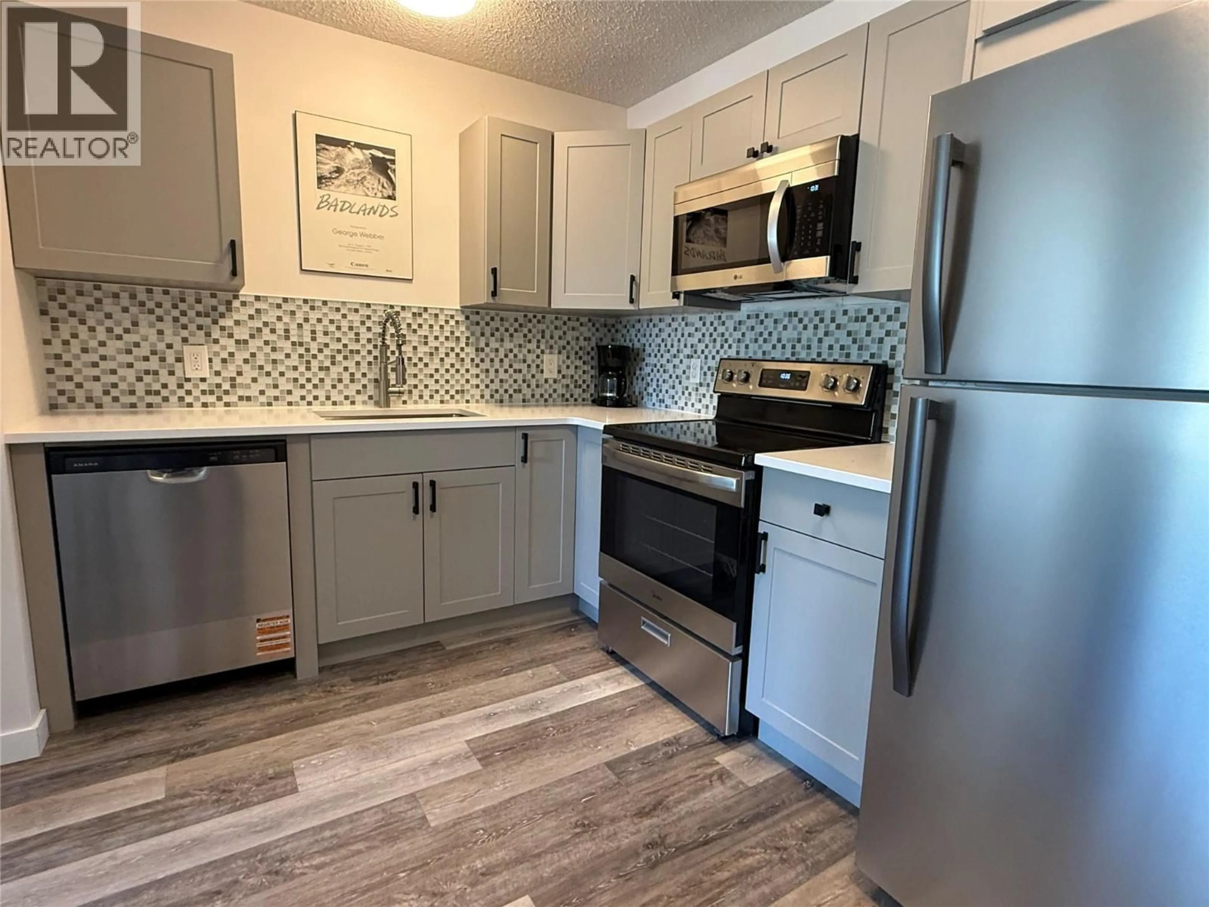 Standard kitchen, unknown for 415 - 130 SKAHA PLACE, Penticton British Columbia V2A7J6