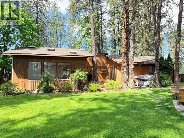 6240 VINE ROAD, Grand Forks 3