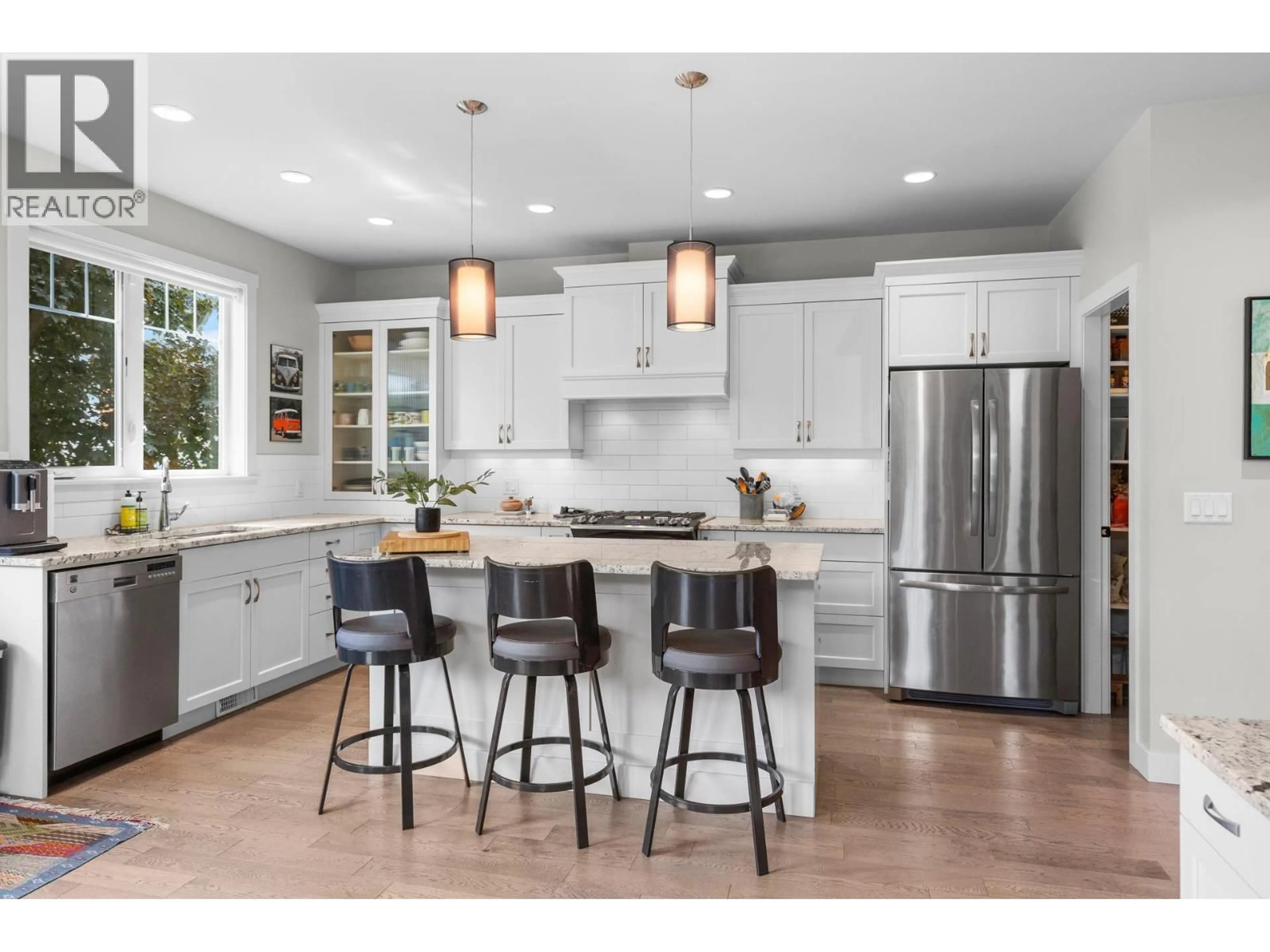 Open concept kitchen, unknown for 611 MORRISON AVENUE, Kelowna British Columbia V1Y5E4