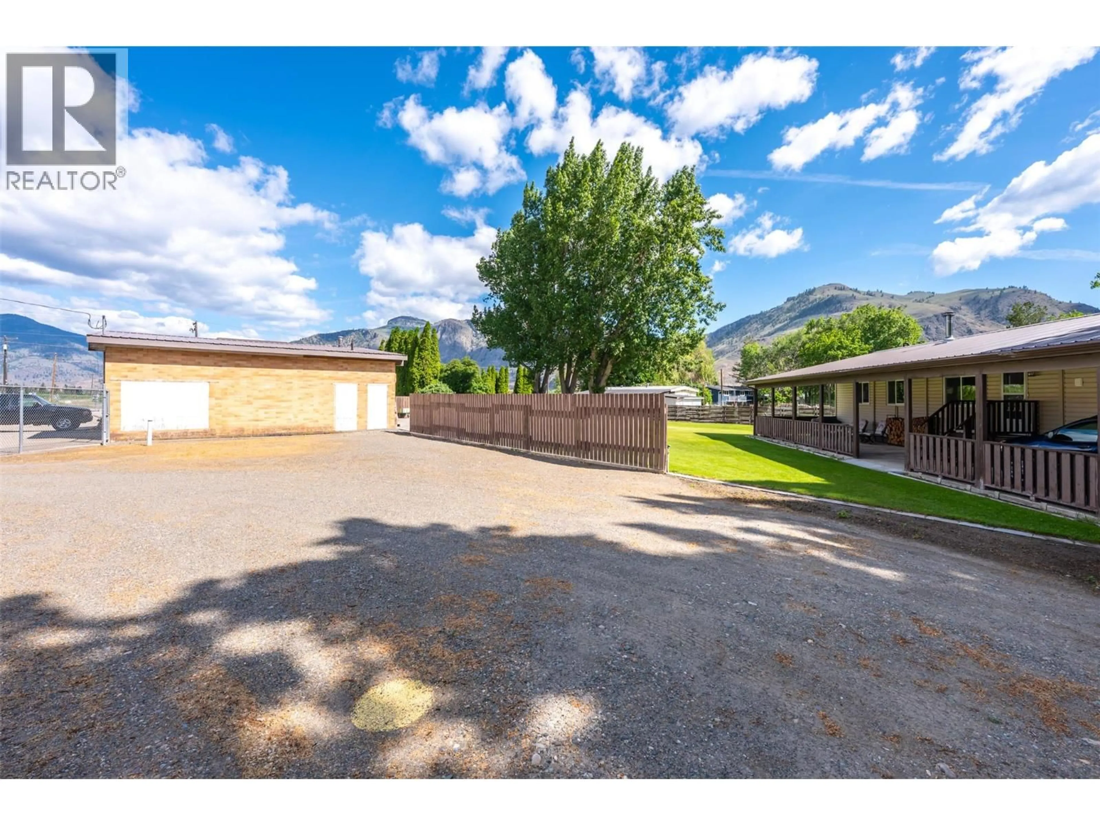 A pic from outside/outdoor area/front of a property/back of a property/a pic from drone, mountain view for 2144 HWY 3 HIGHWAY, Cawston British Columbia V0X1C2