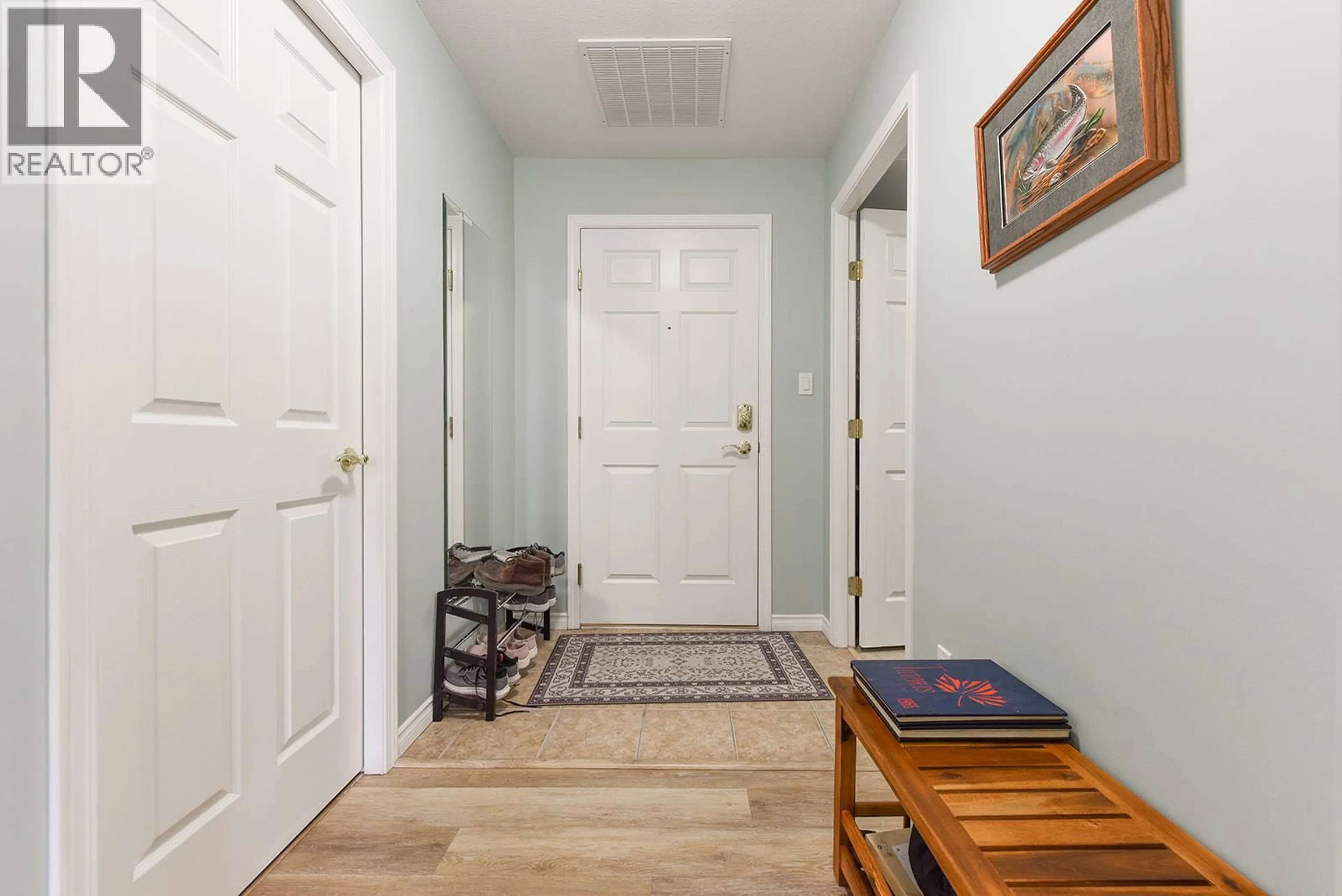 Indoor entryway for 407 - 2285 ATKINSON STREET, Penticton British Columbia V2A8R7