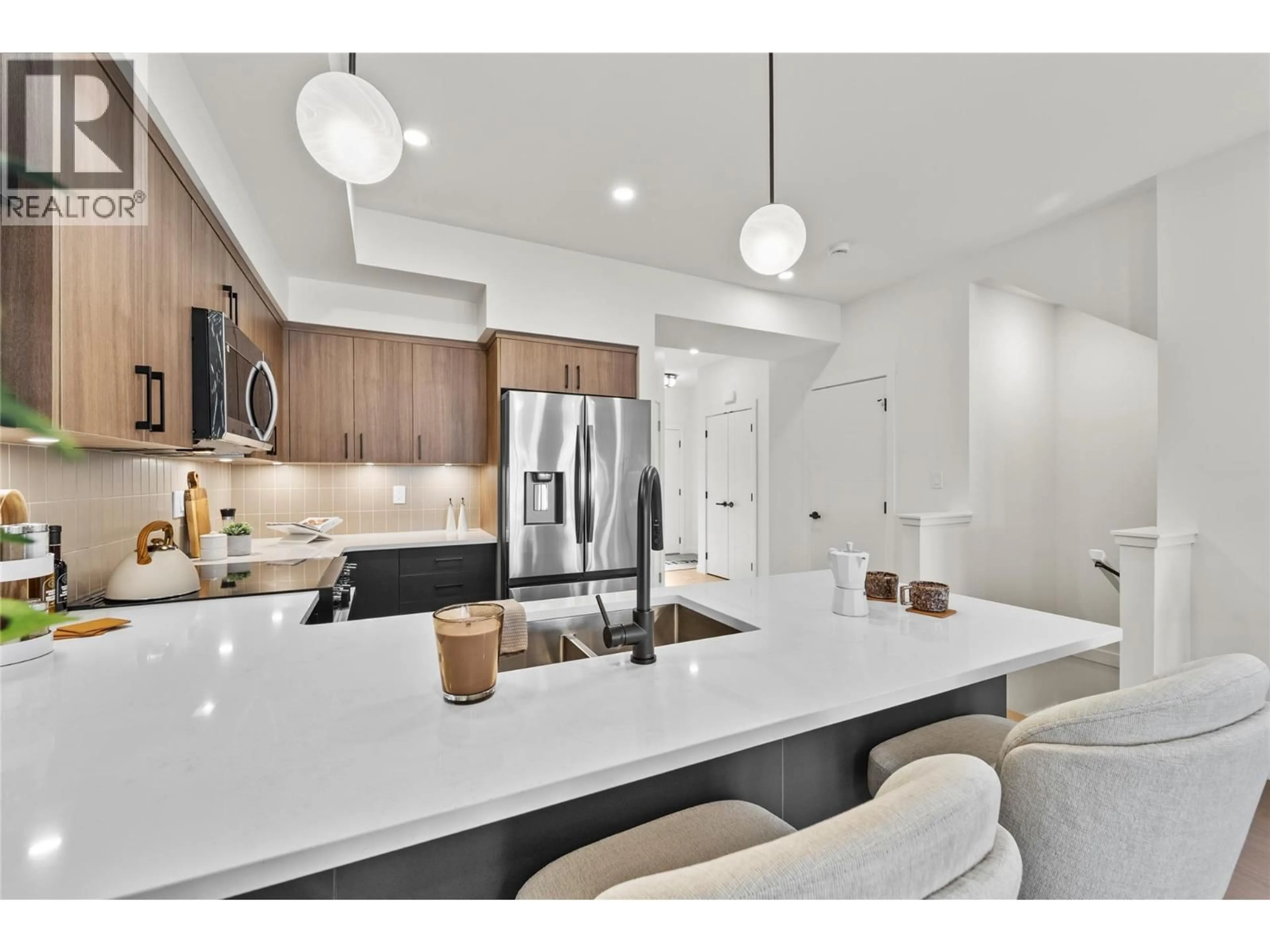 Open concept kitchen, unknown for 169 - 3580 VALLEYVIEW DRIVE, Kamloops British Columbia V2C0H5