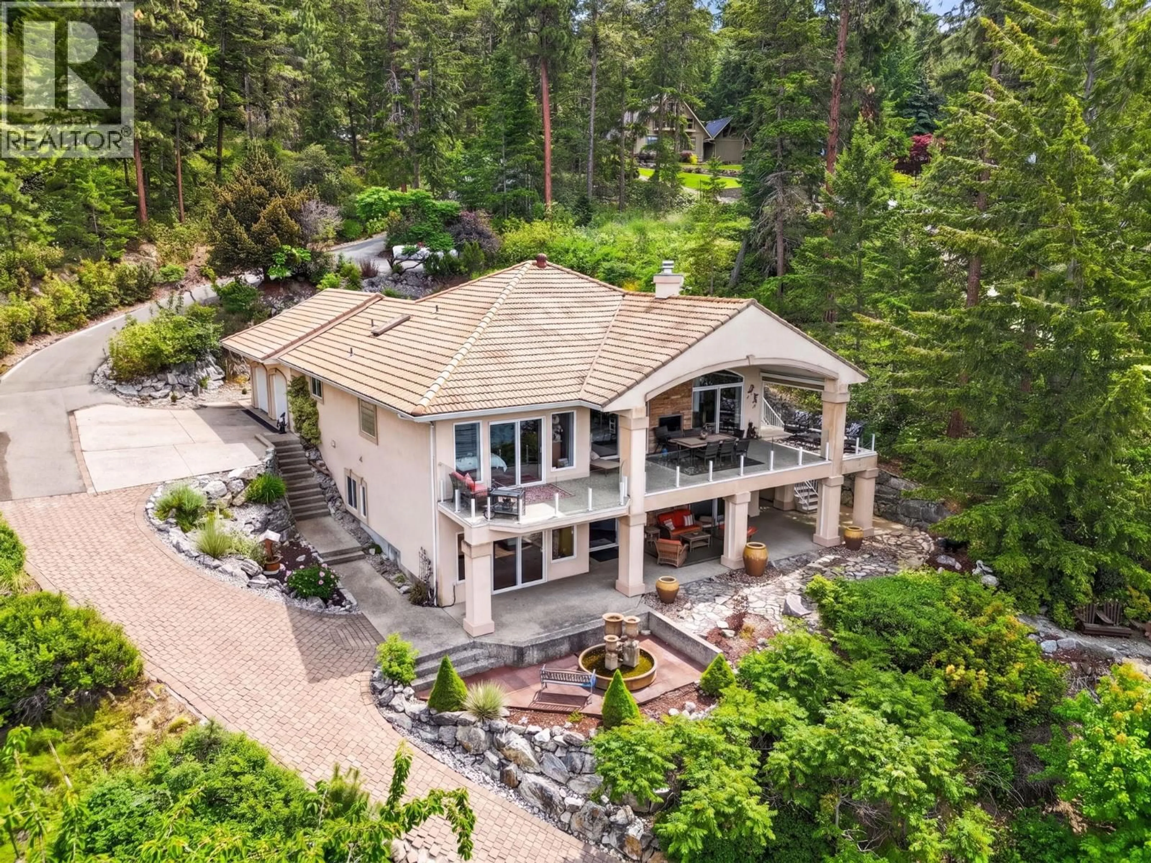 A pic from outside/outdoor area/front of a property/back of a property/a pic from drone, unknown for 6650 FINCH ROAD, Lake Country British Columbia V4V1M9