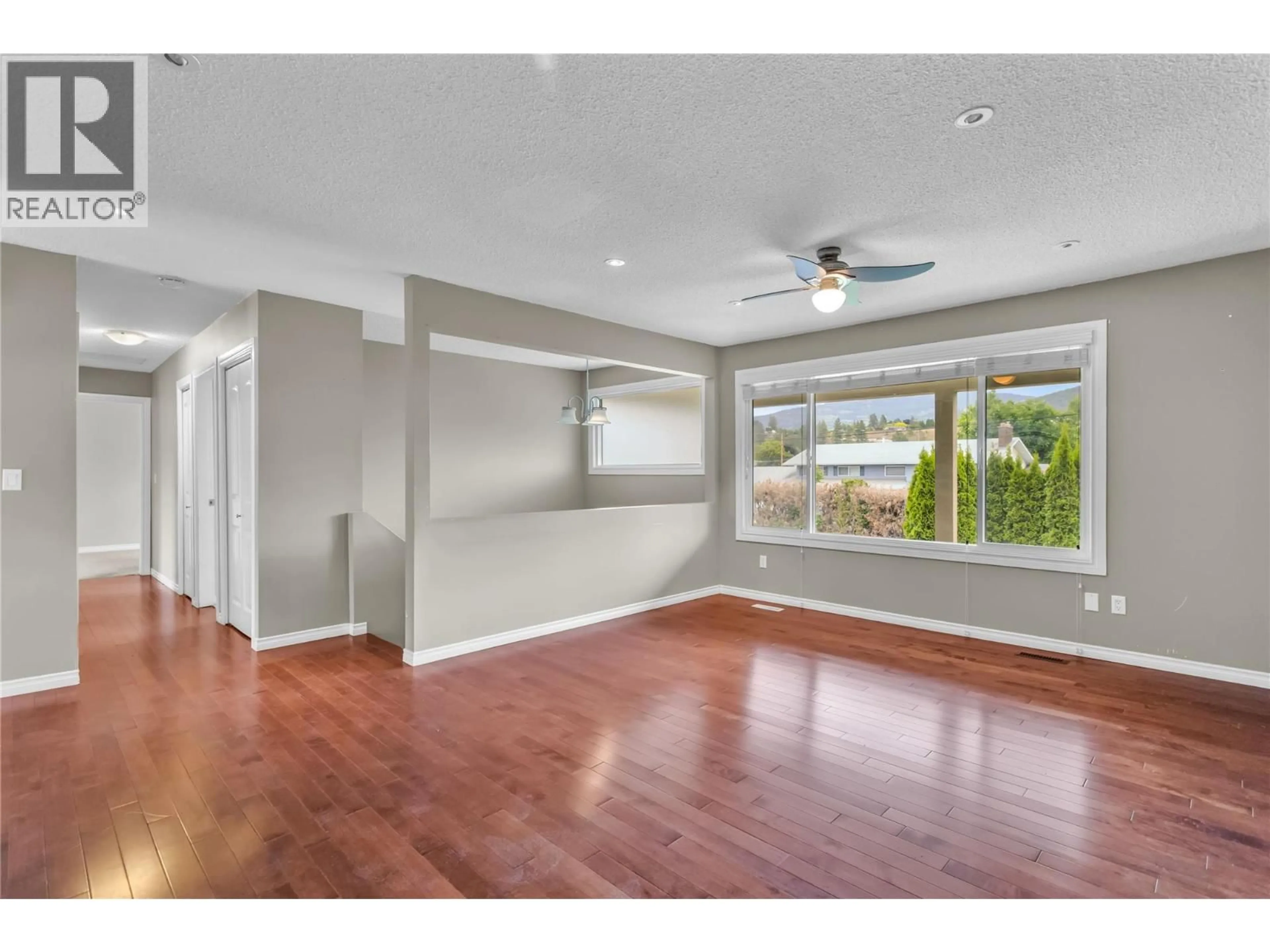 A pic of a room for 610 MONTEREY ROAD, Kelowna British Columbia V1X1A2