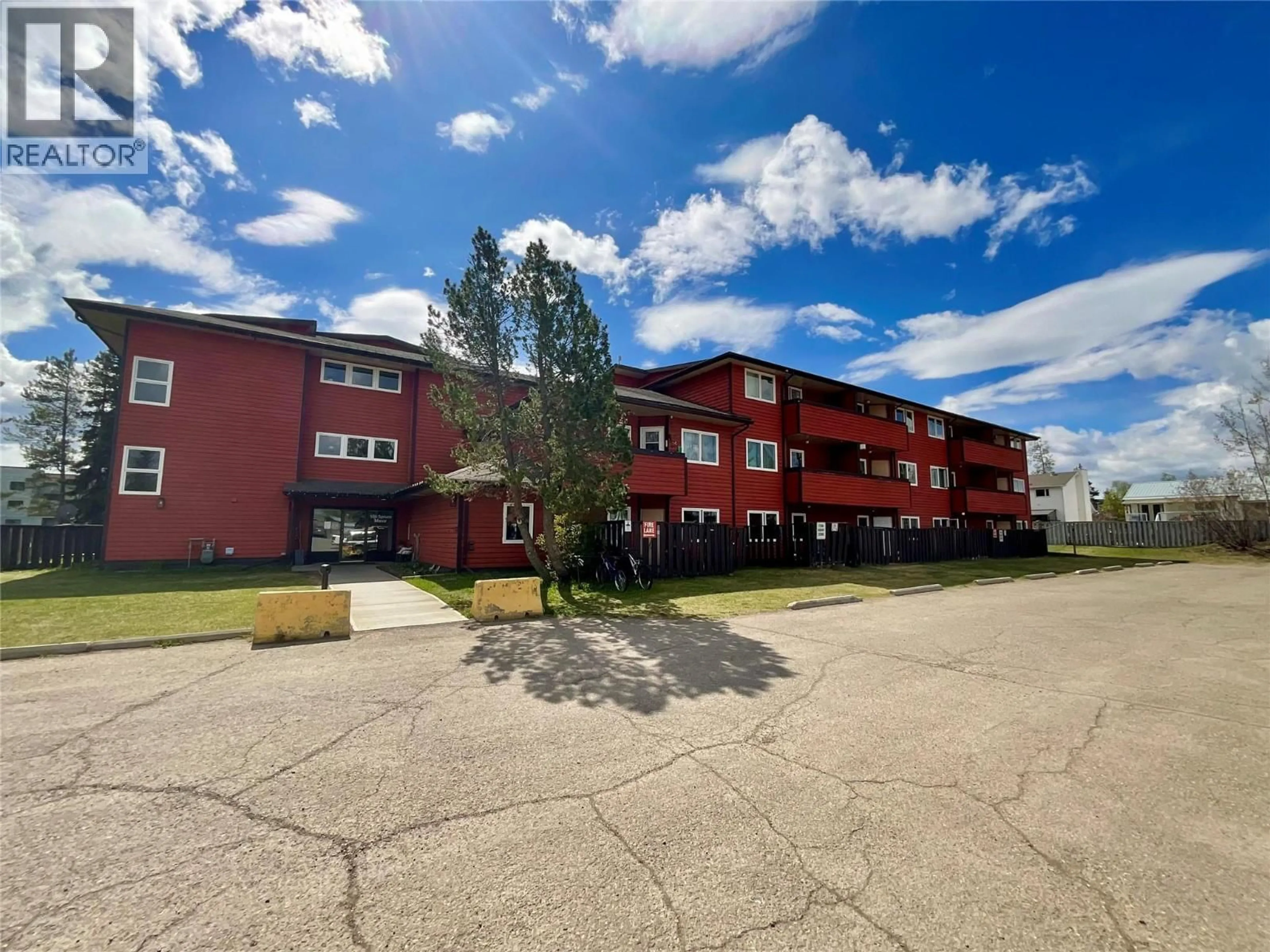 A pic from outside/outdoor area/front of a property/back of a property/a pic from drone, building for 315 - 108 SPRUCE AVENUE, Tumbler Ridge British Columbia V0C2W0