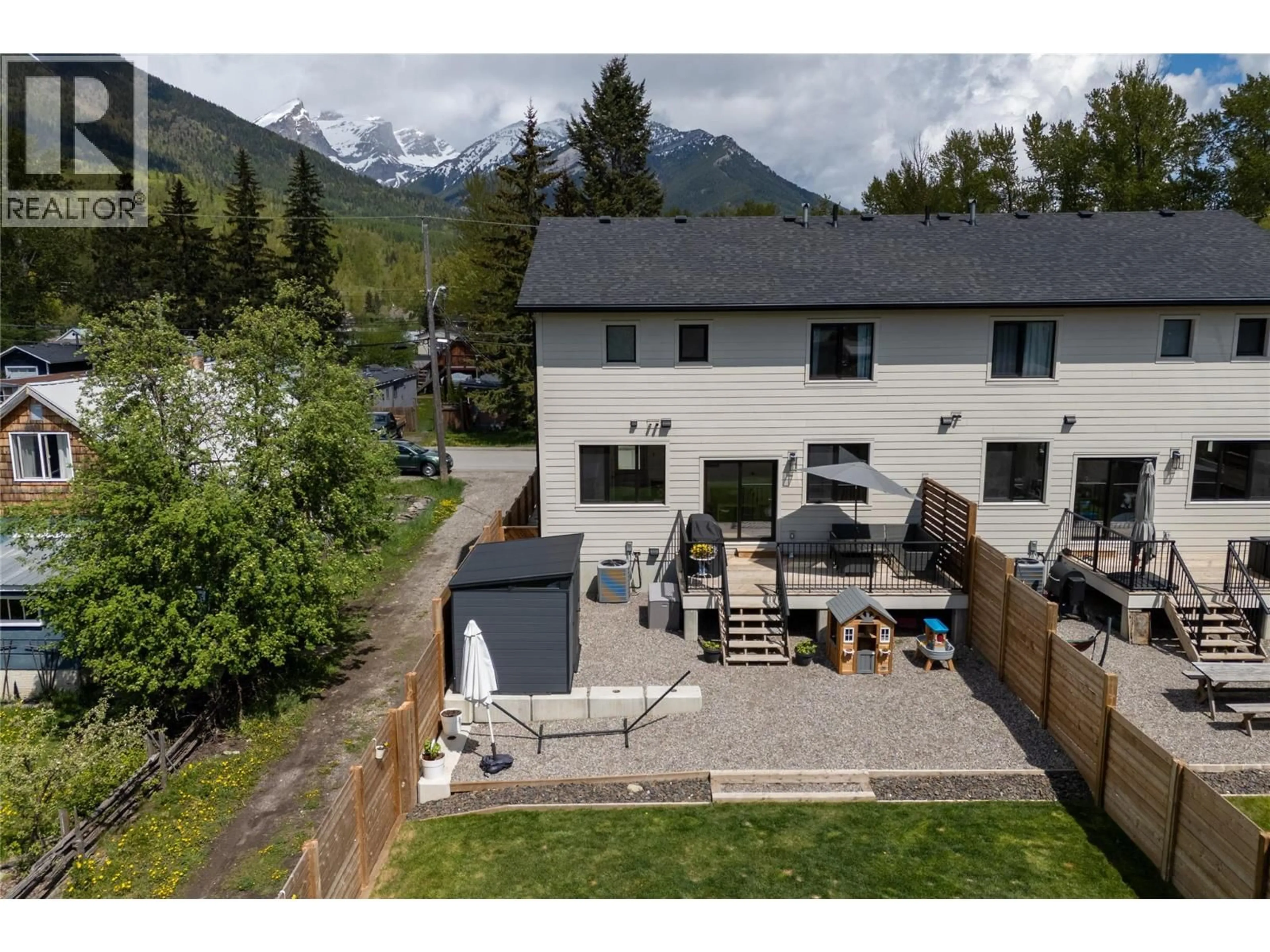 A pic from outside/outdoor area/front of a property/back of a property/a pic from drone, mountain view for 1000 HAND AVENUE, Fernie British Columbia V0B1M0