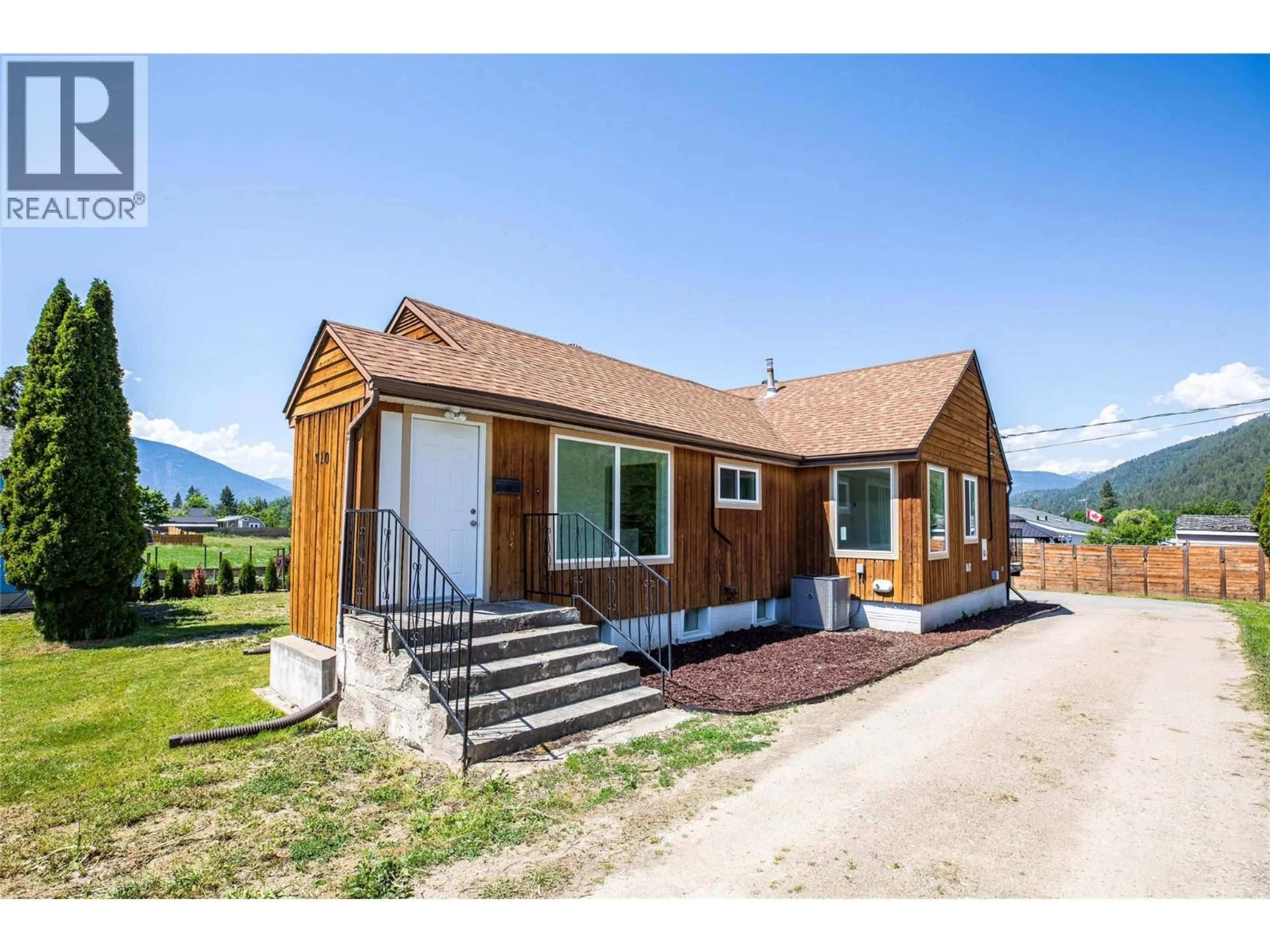 Unknown for 710 DEVON STREET, Creston British Columbia V0B1G6