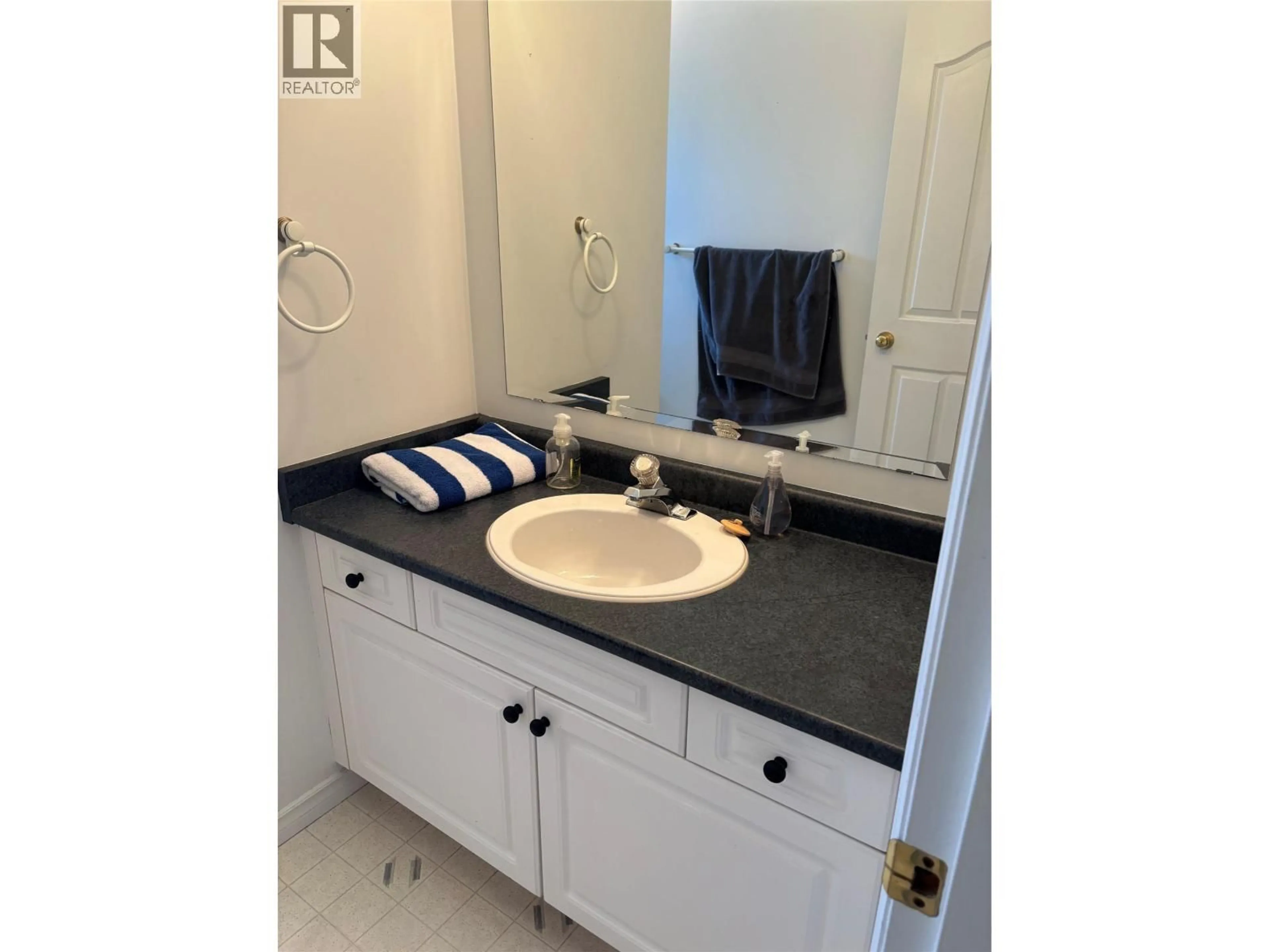 Unknown for 673 HOLLYWOOD ROAD NORTH, Rutland British Columbia V1X7M2