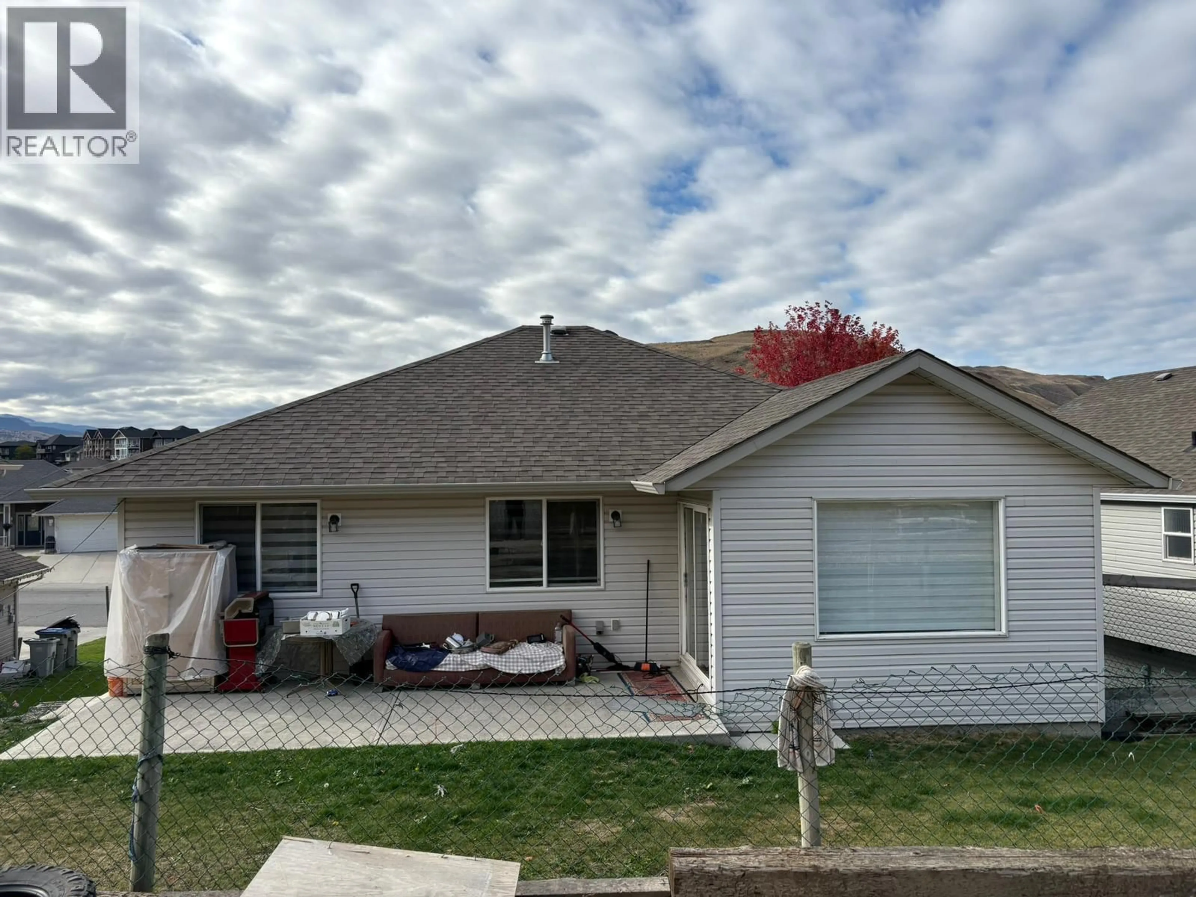 Home with vinyl exterior material, street for 1094 QUAIL DRIVE, Kamloops British Columbia V2B8N9