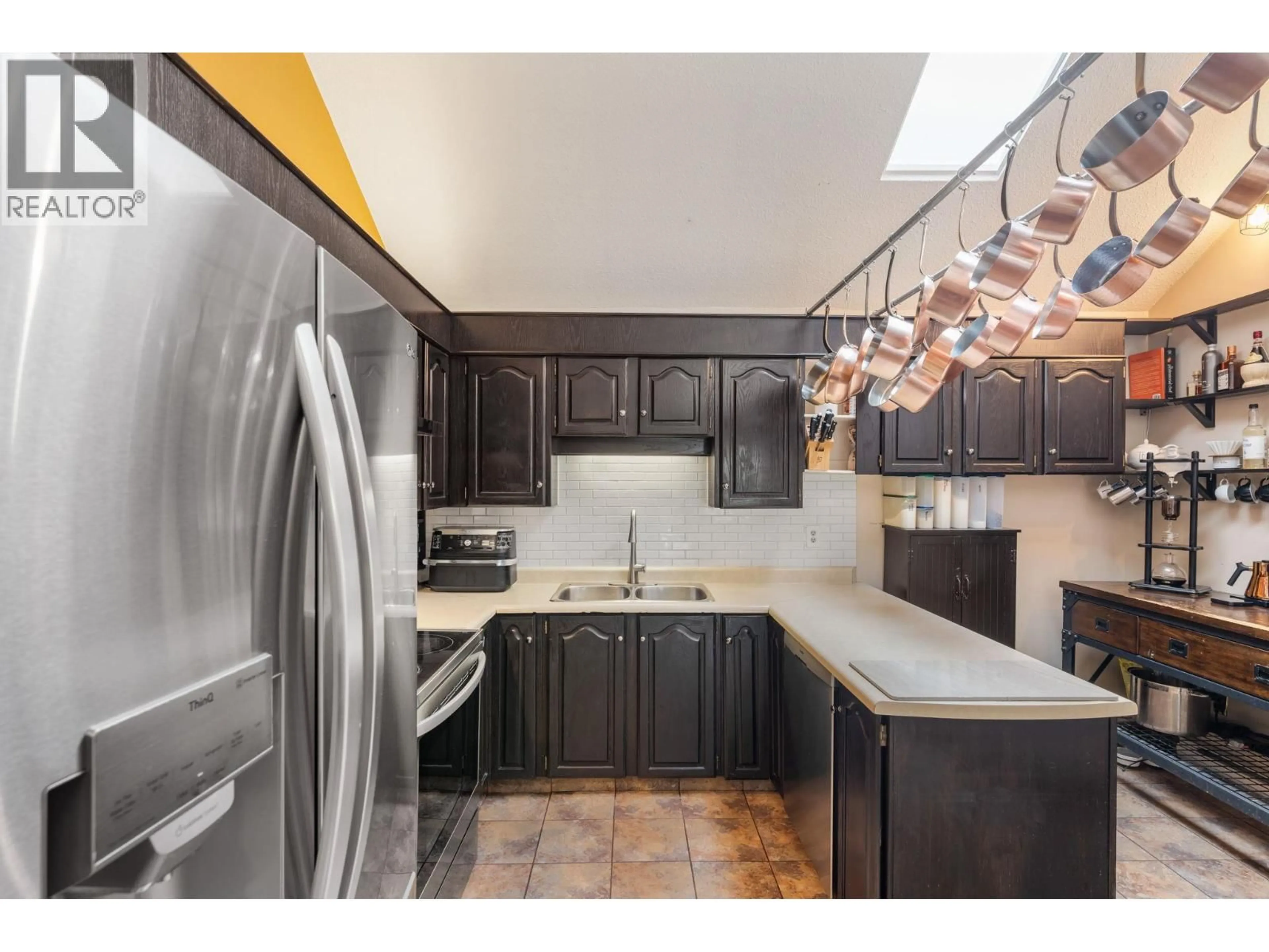 Open concept kitchen, unknown for 13 - 1950 BURTCH ROAD, Kelowna British Columbia V1Y4B2