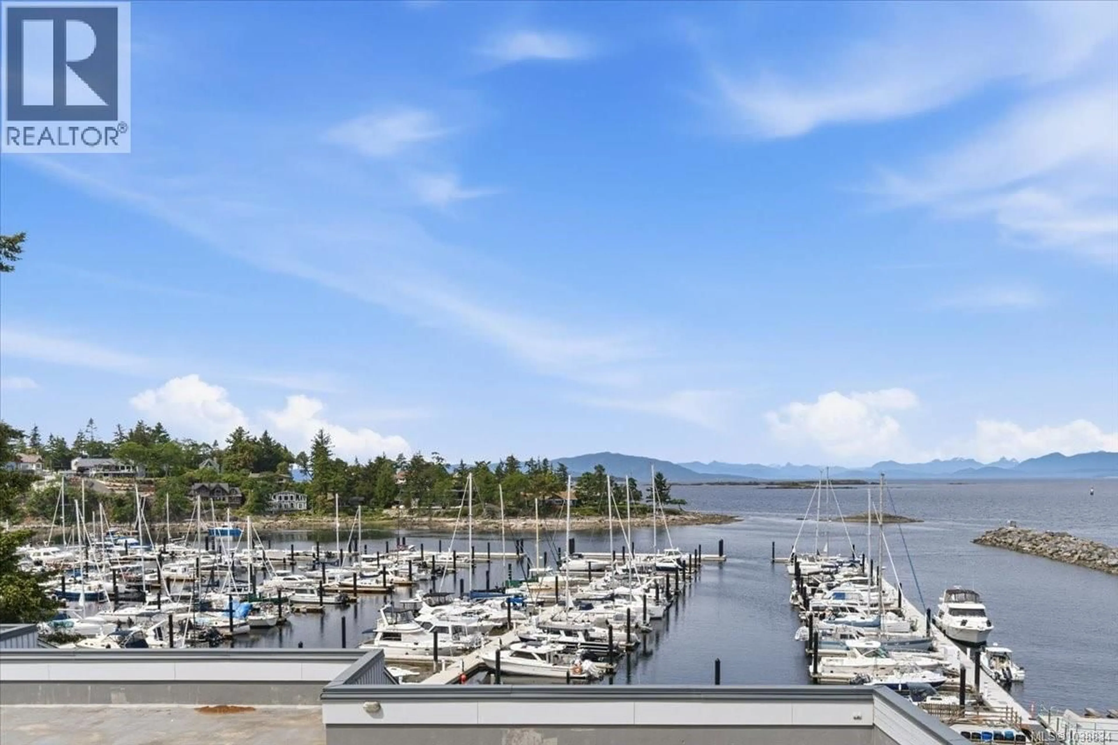 Patio, water/lake/river/ocean view for 405 - 3555 OUTRIGGER ROAD, Nanoose Bay British Columbia V9P9K1
