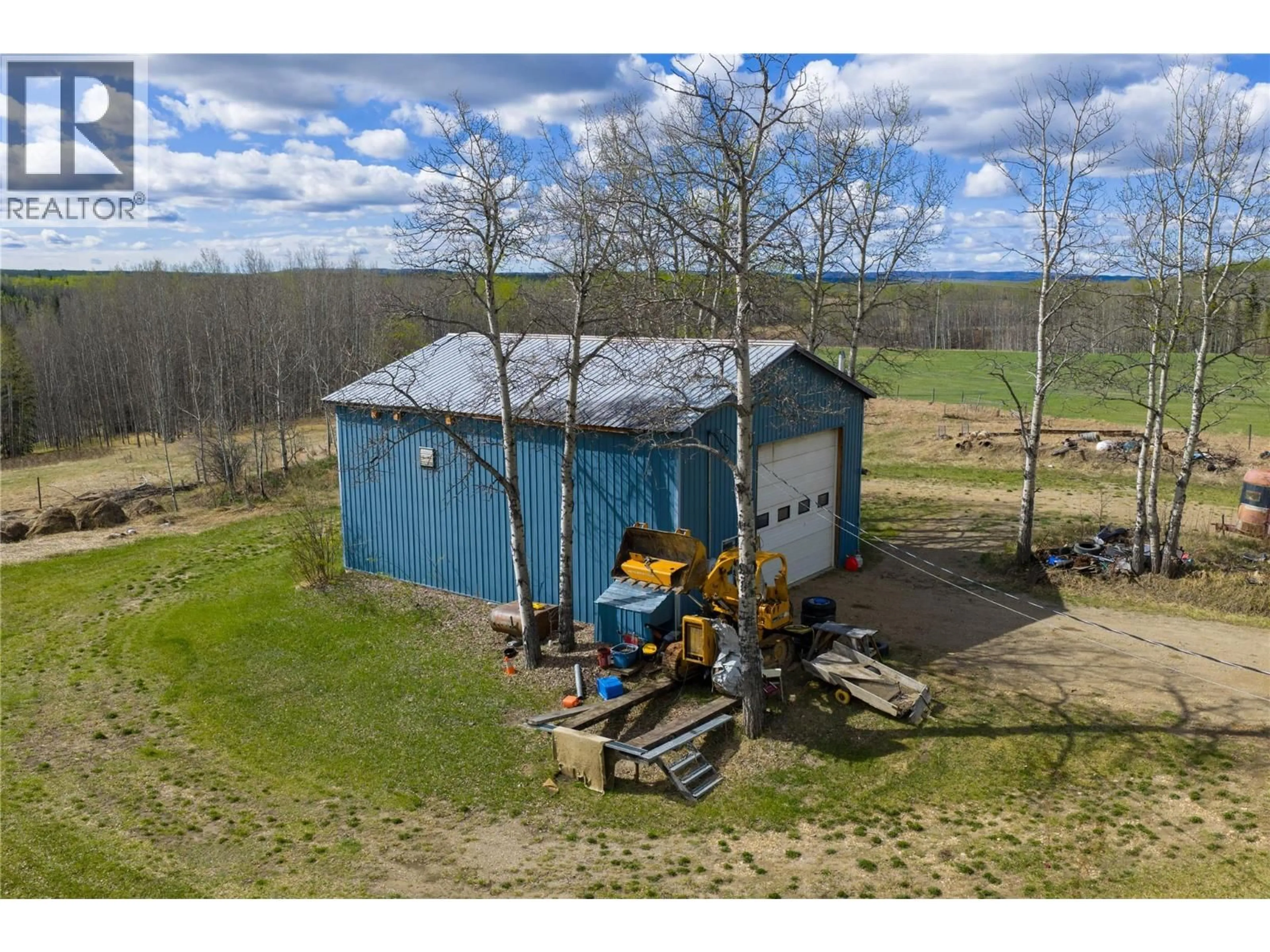 A pic from outside/outdoor area/front of a property/back of a property/a pic from drone, building for 5266 WEST ARRAS ROAD, Dawson Creek British Columbia V0C1B0