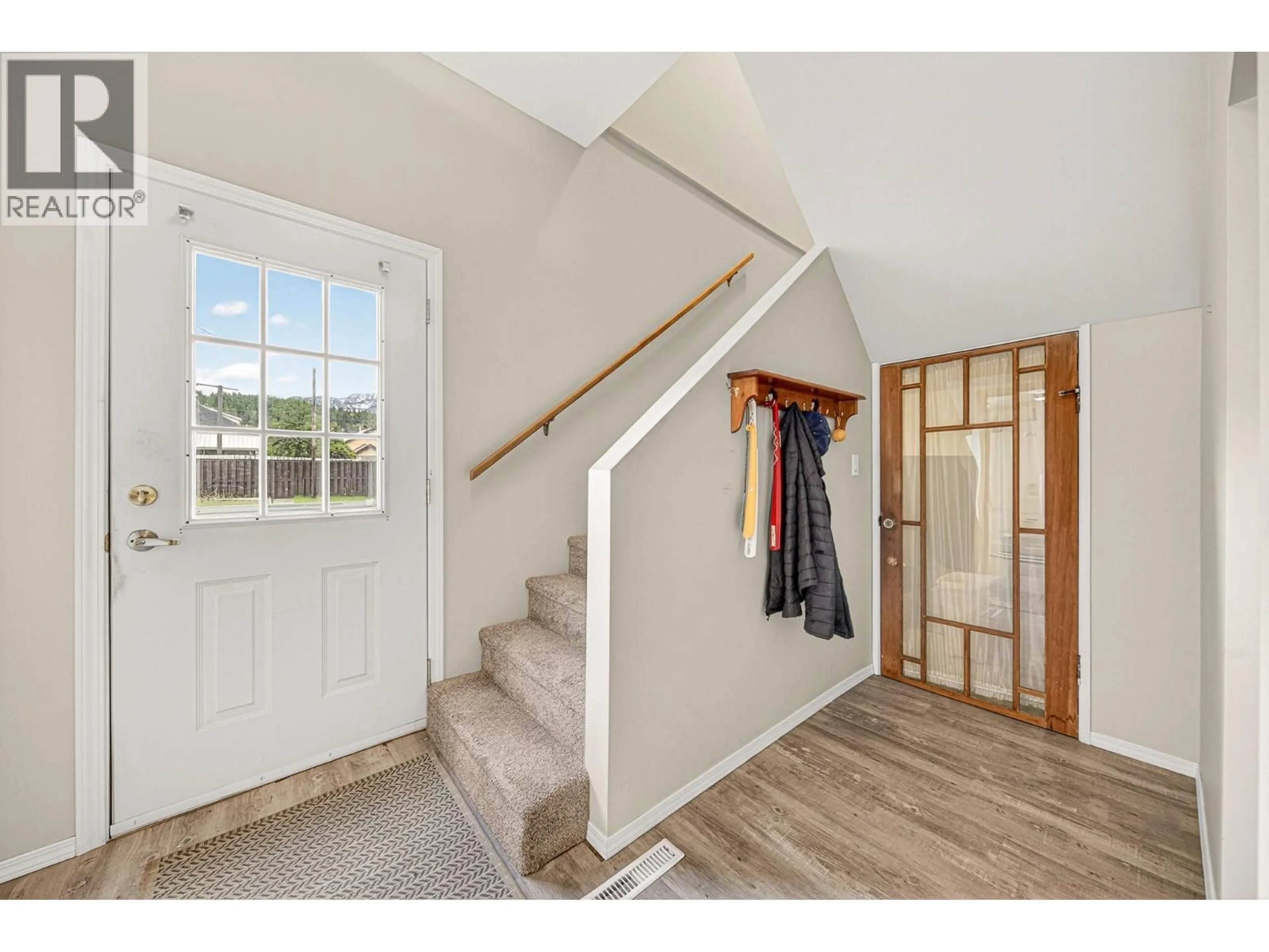 Indoor entryway for 1162 5TH AVENUE, Fernie British Columbia V0B1M0